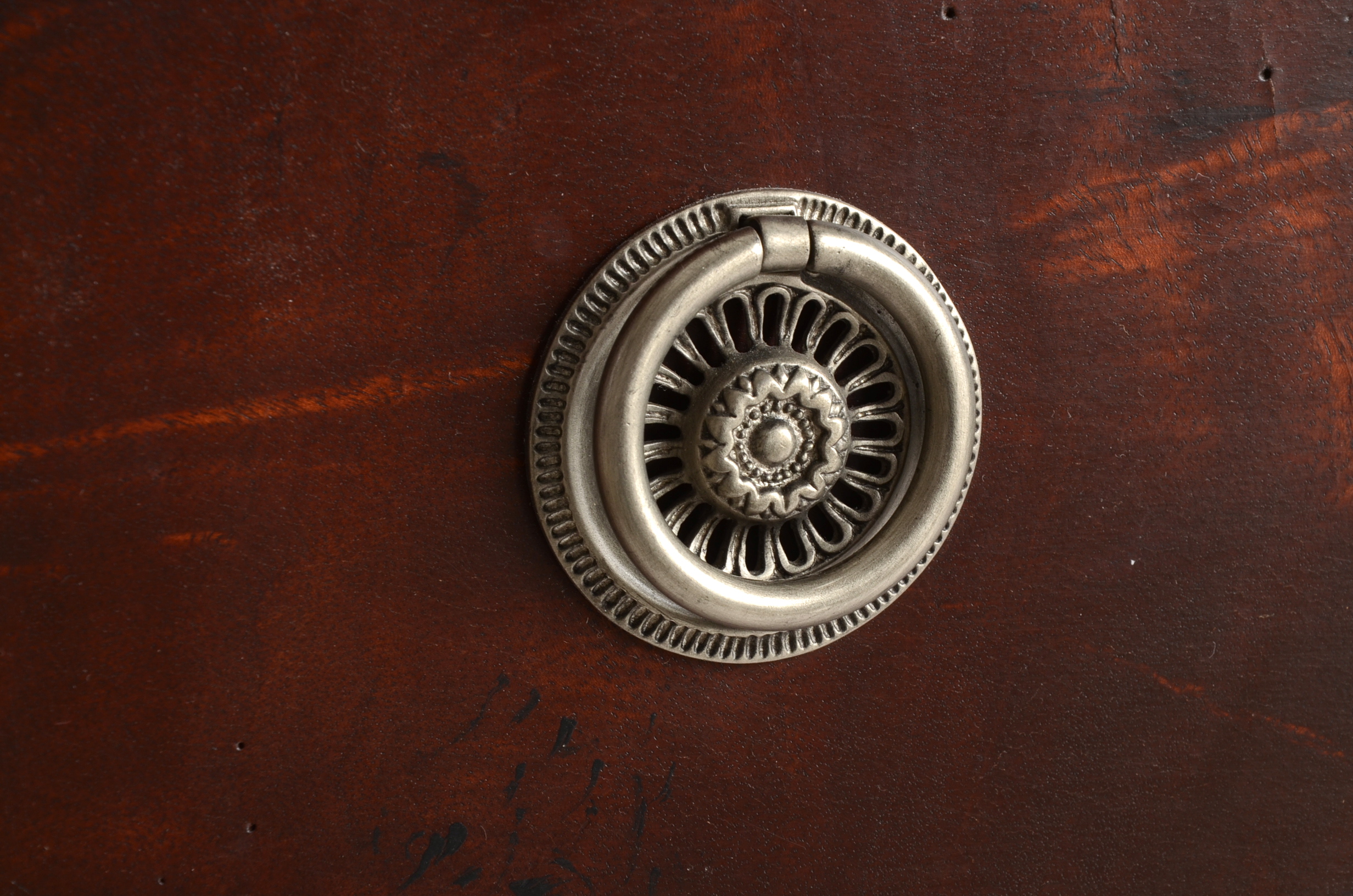 Henredon Mahogany Chest of Drawers