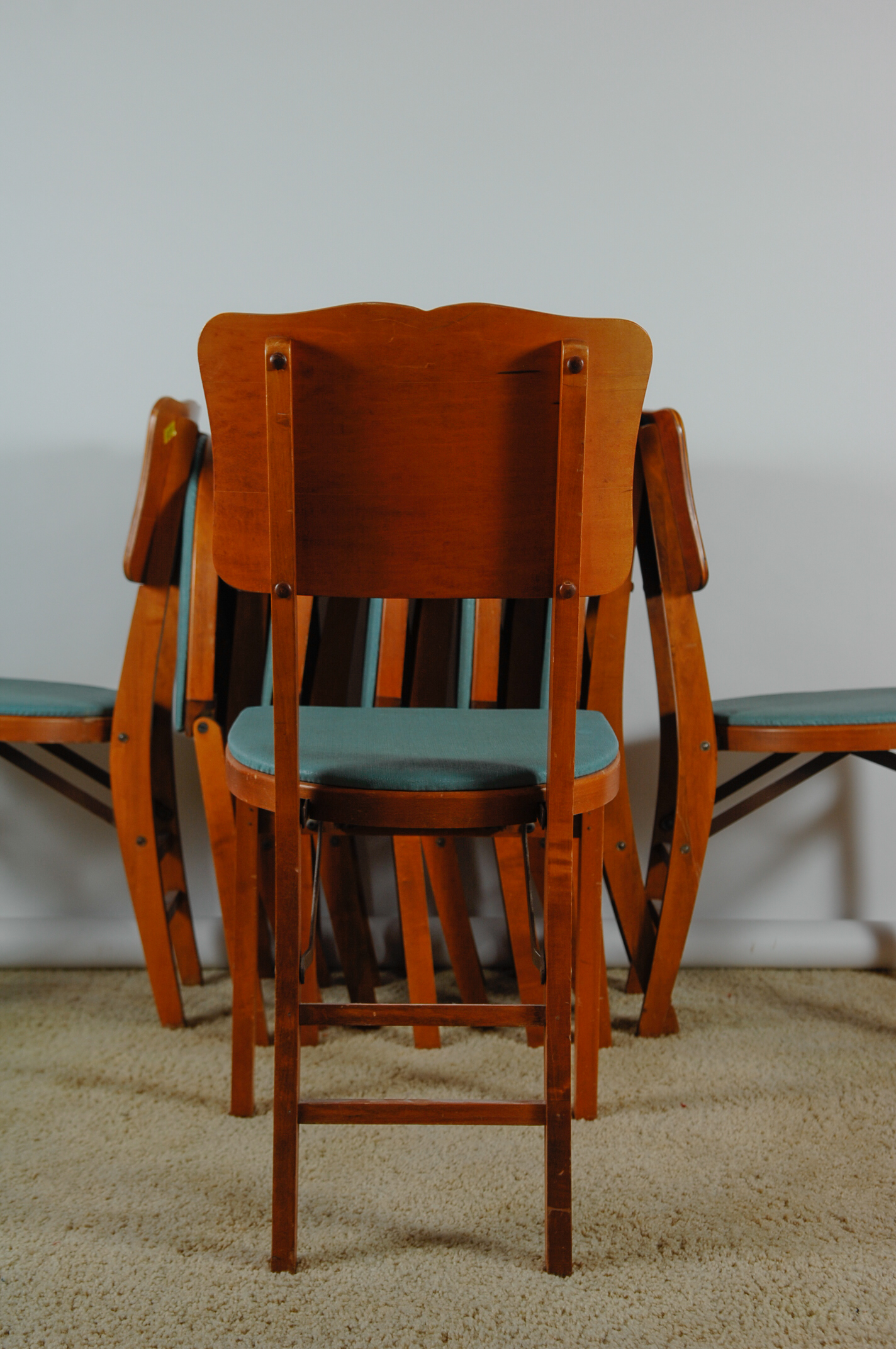 Vintage Stakmore Expandable Table and Chairs