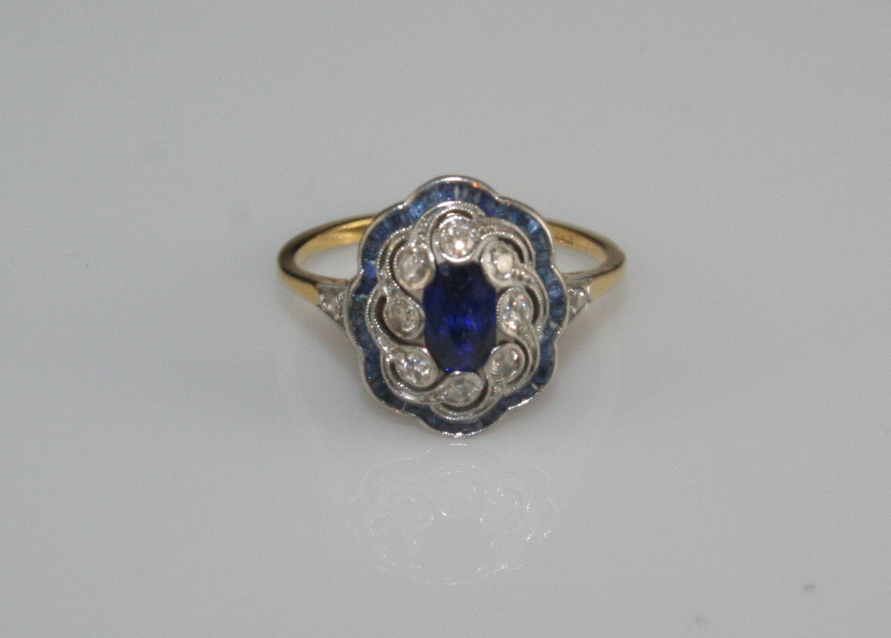 Antique 18K Yellow Gold, Sapphire and Diamond Ring
