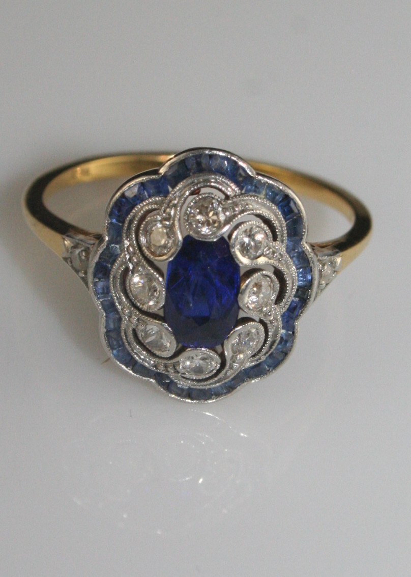 Antique 18K Yellow Gold, Sapphire and Diamond Ring