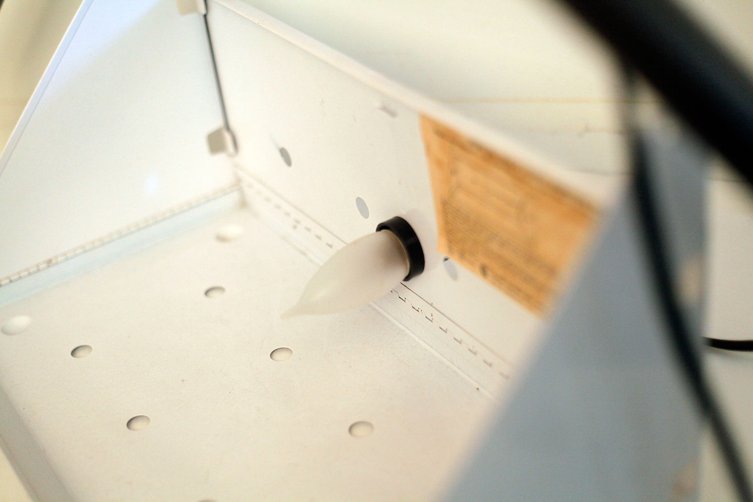 Kodak Carousel 750h Slide Projector, Table and Screen