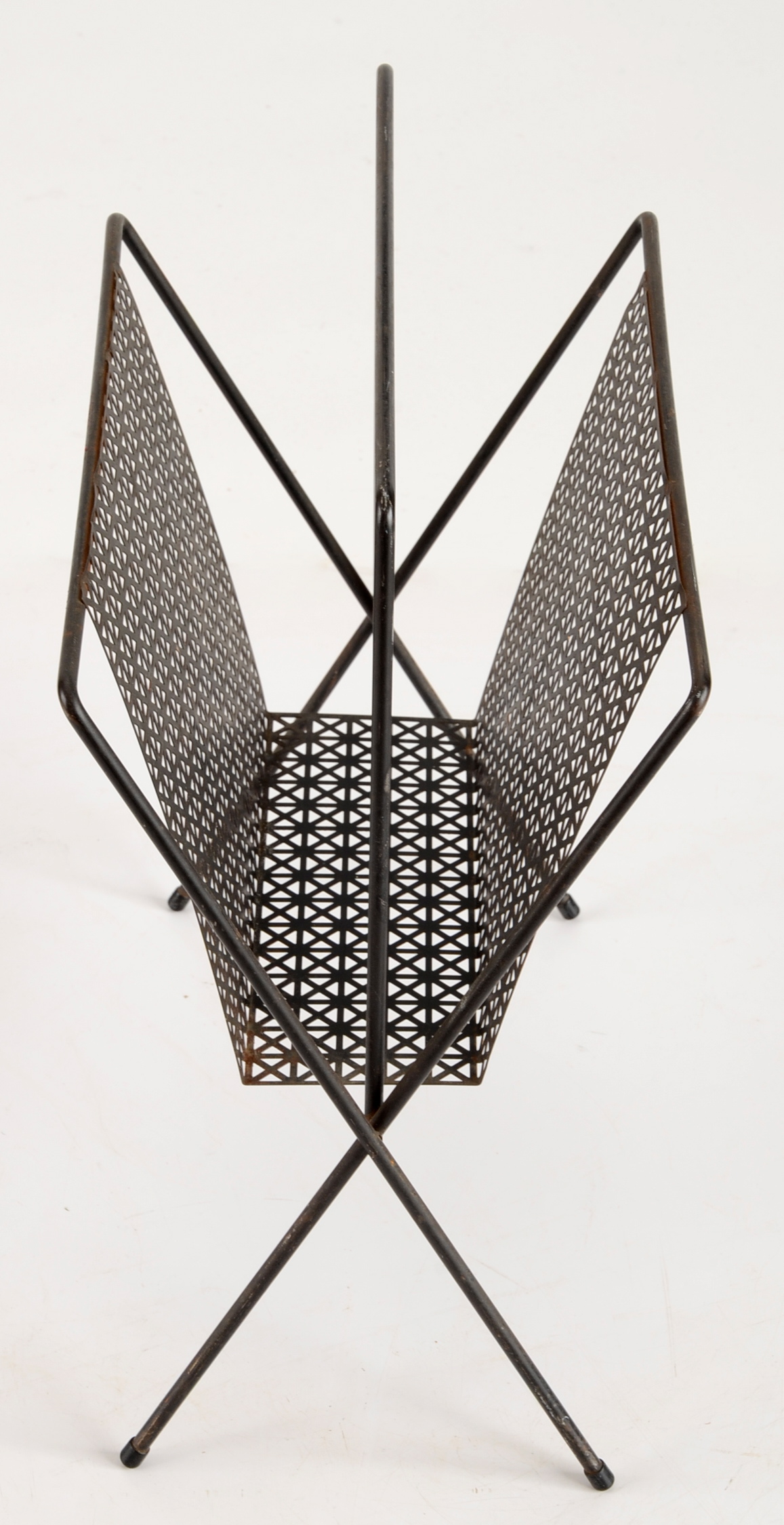 Metal Magazine Rack