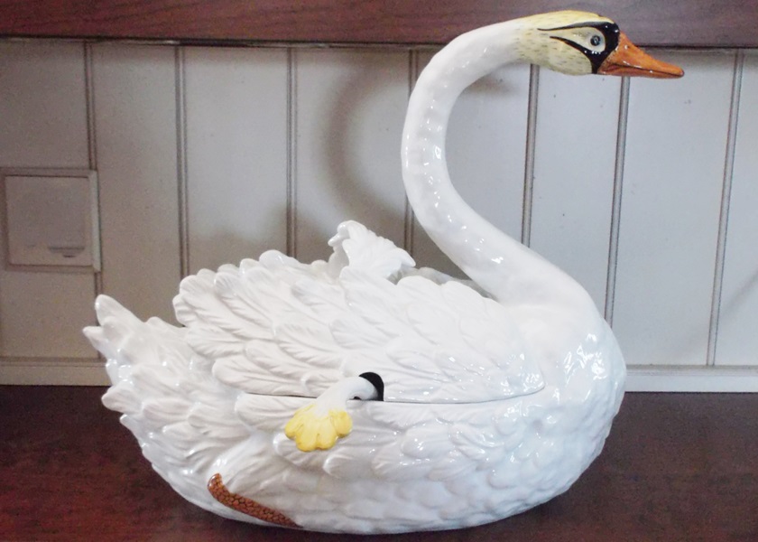 Cheslea House Port Royal Porcelain Swan Soup Tureen
