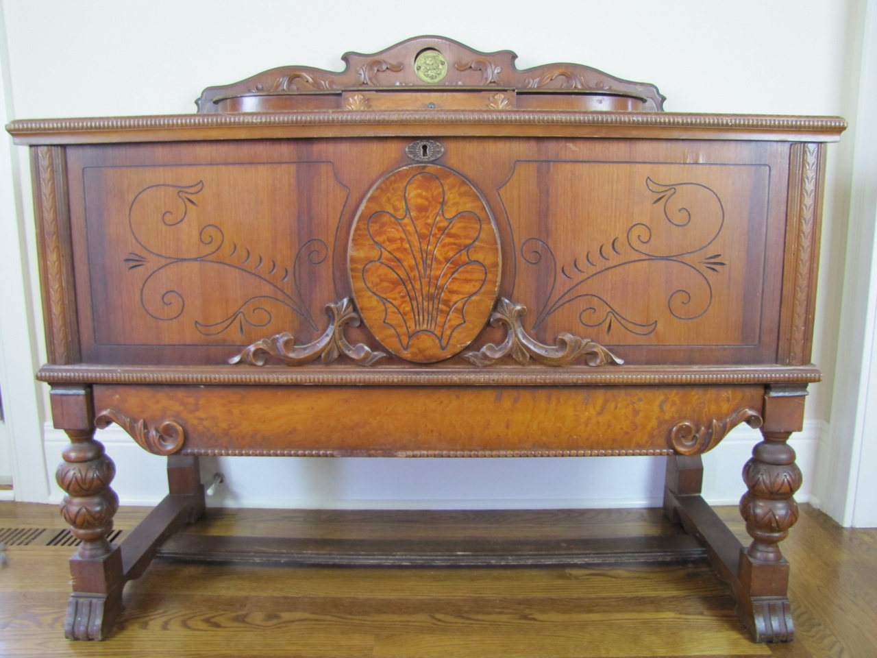 A Beautiful 1940s Roos Cedar Chest