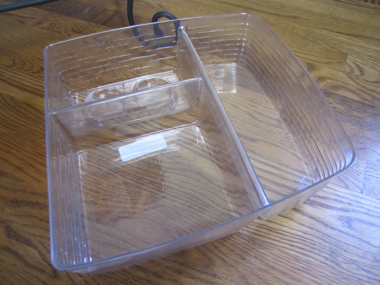 Longaberger Picnic Basket Set with Wrought Iron Stand and Inserts