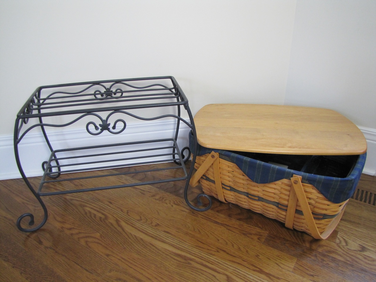 Longaberger Picnic Basket Set with Wrought Iron Stand and Inserts