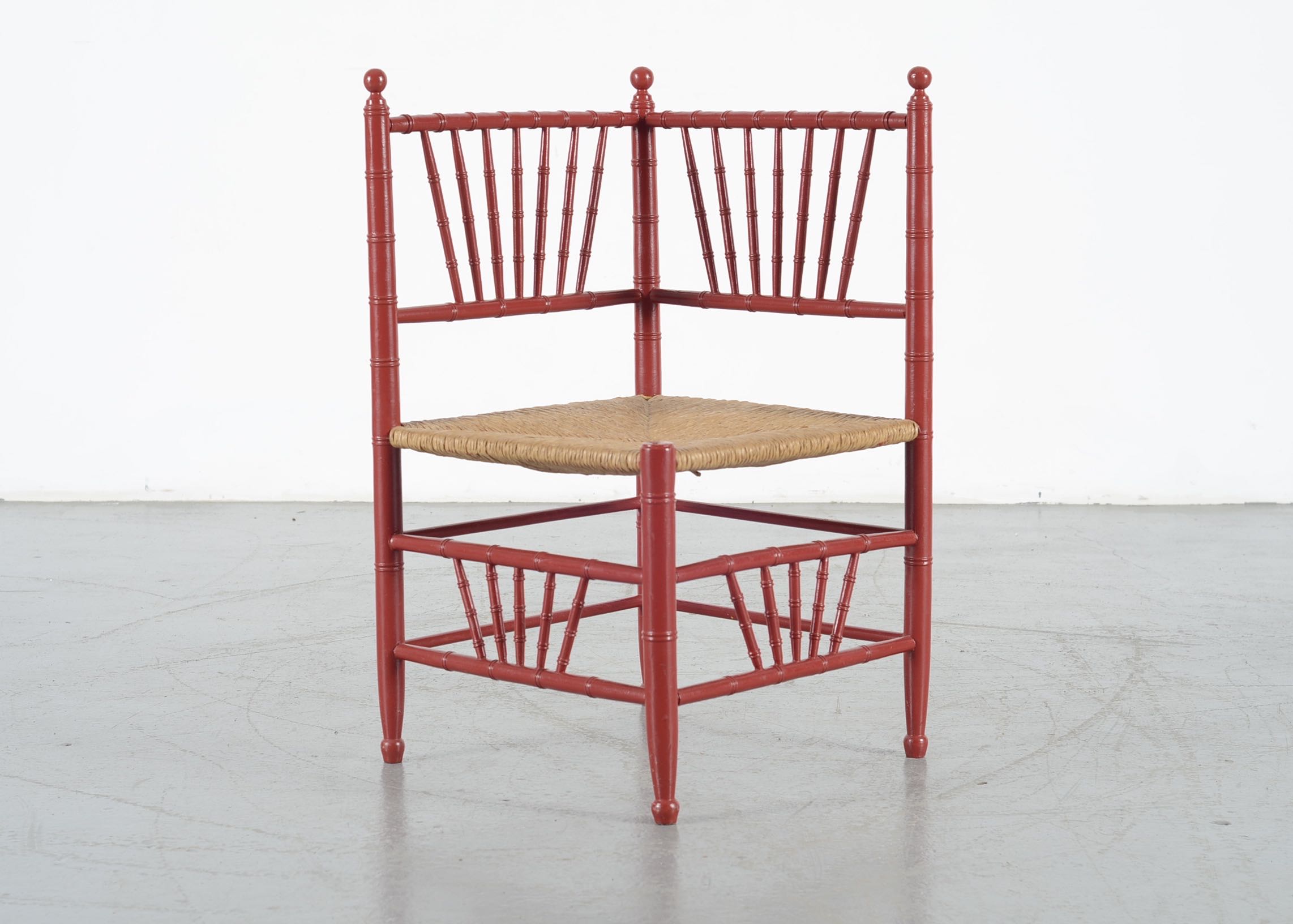 Woven Rush Corner Chair