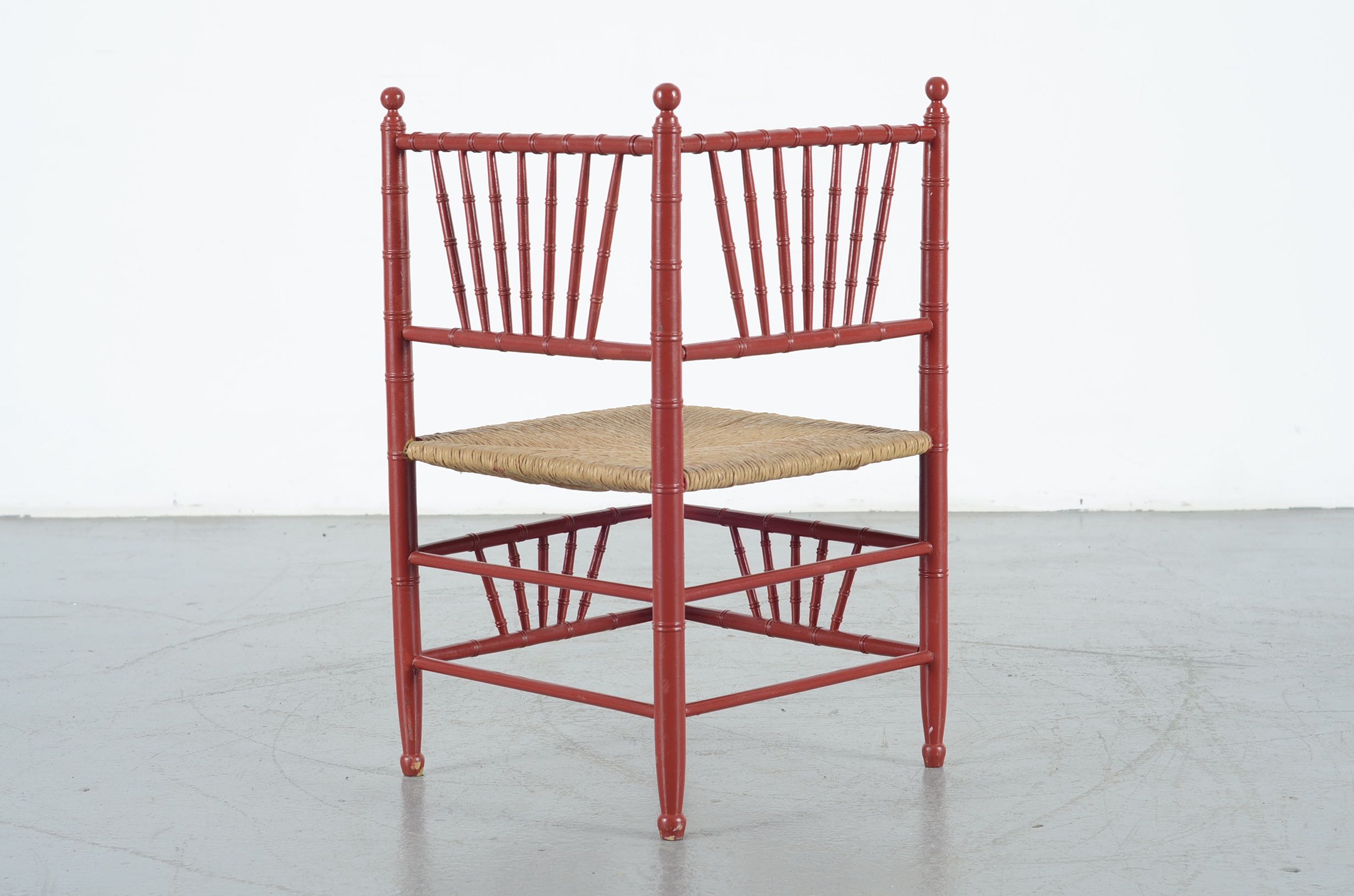 Woven Rush Corner Chair