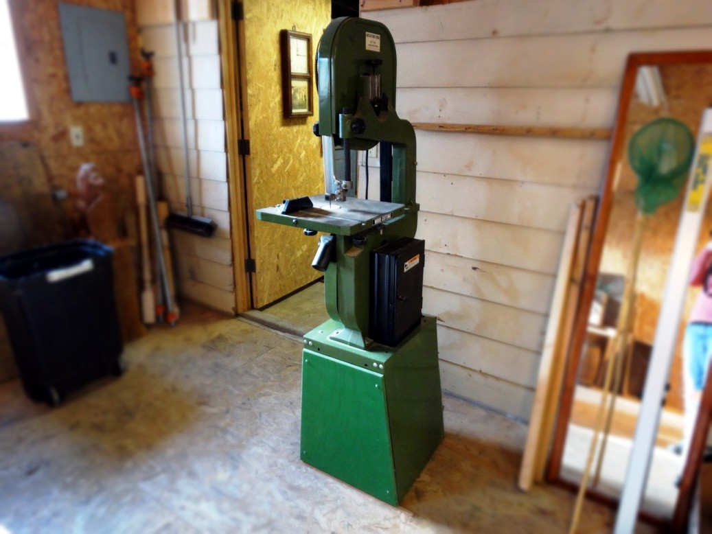 Central Machinery 14" Wood Cutting Band Saw