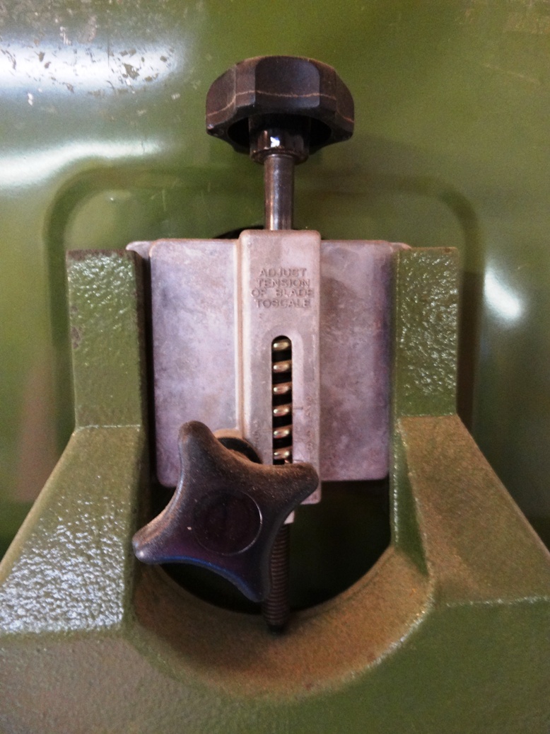 Central Machinery 14" Wood Cutting Band Saw