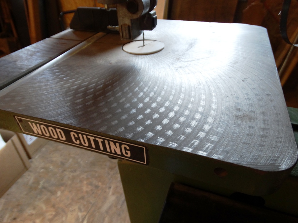 Central Machinery 14" Wood Cutting Band Saw