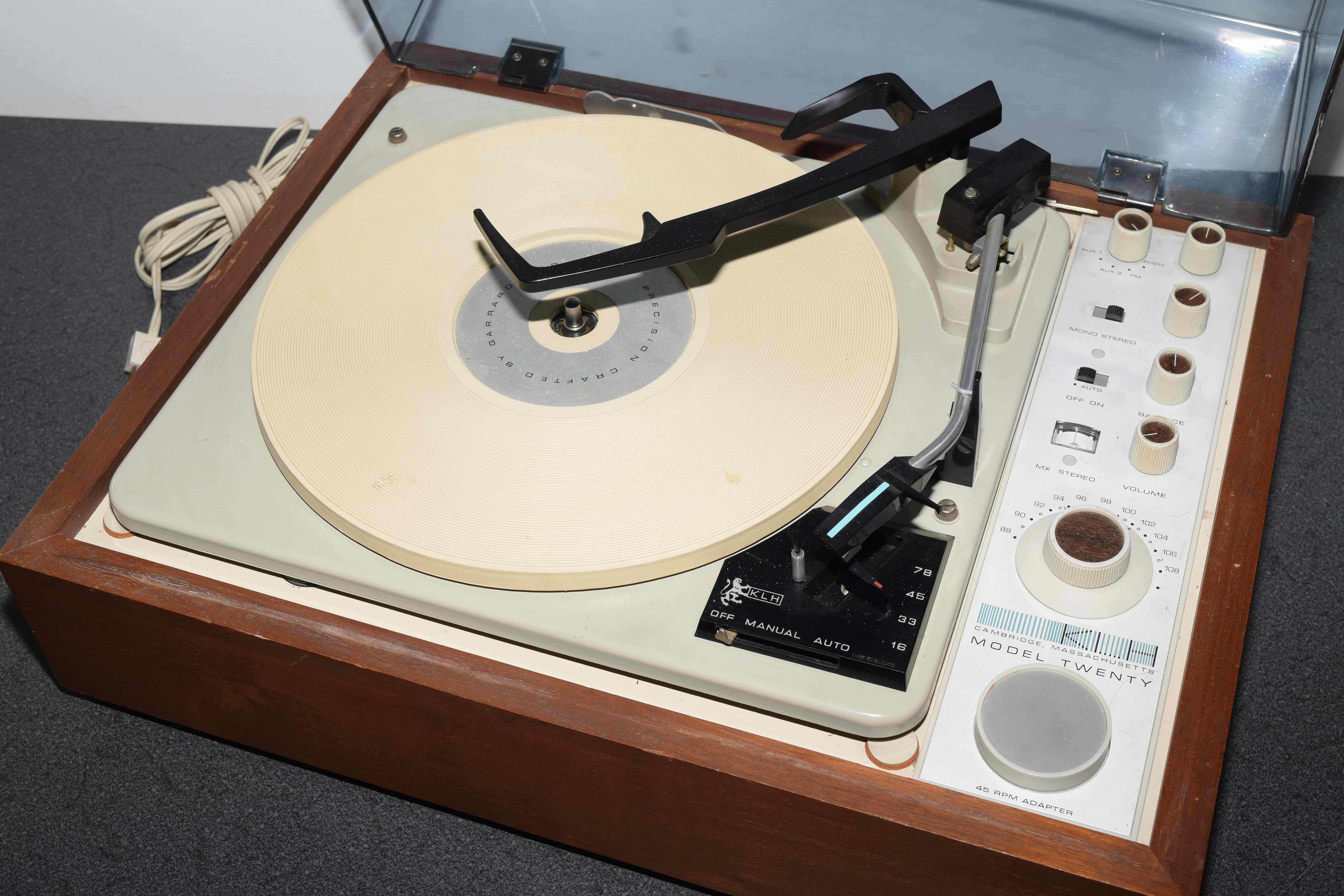 KLH Model 20 Stereo System