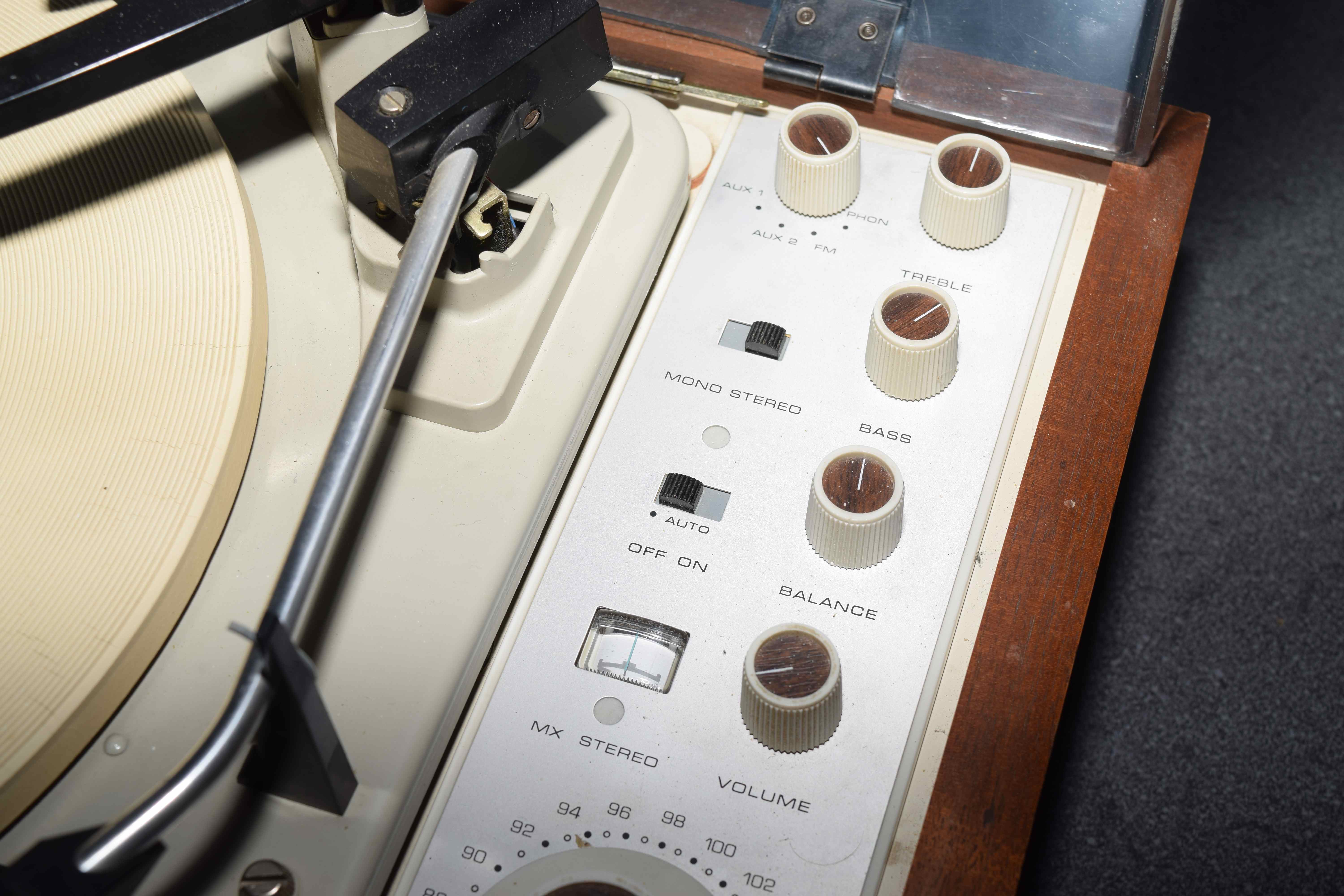 KLH Model 20 Stereo System