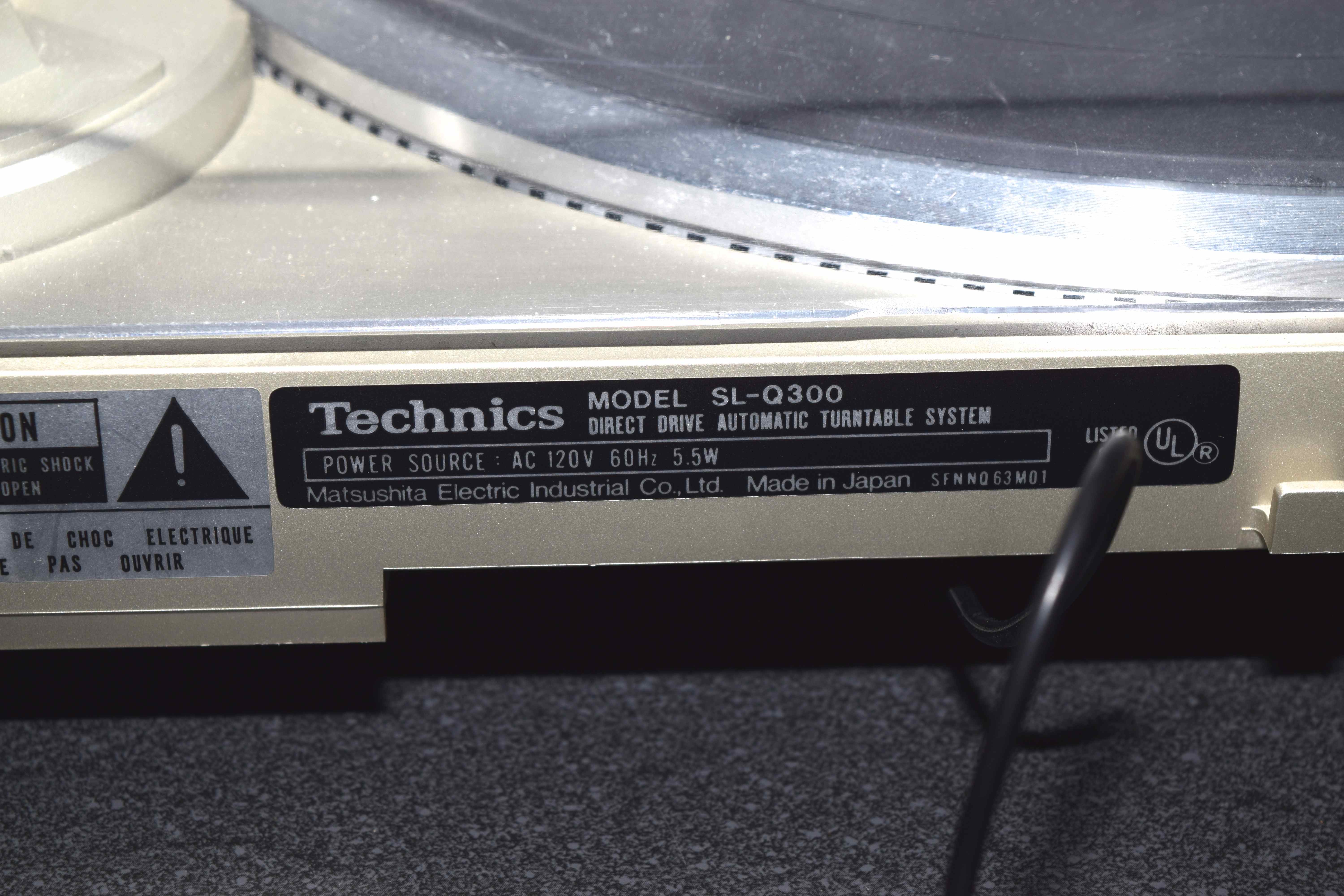 Technics SL- Q300 Turntable