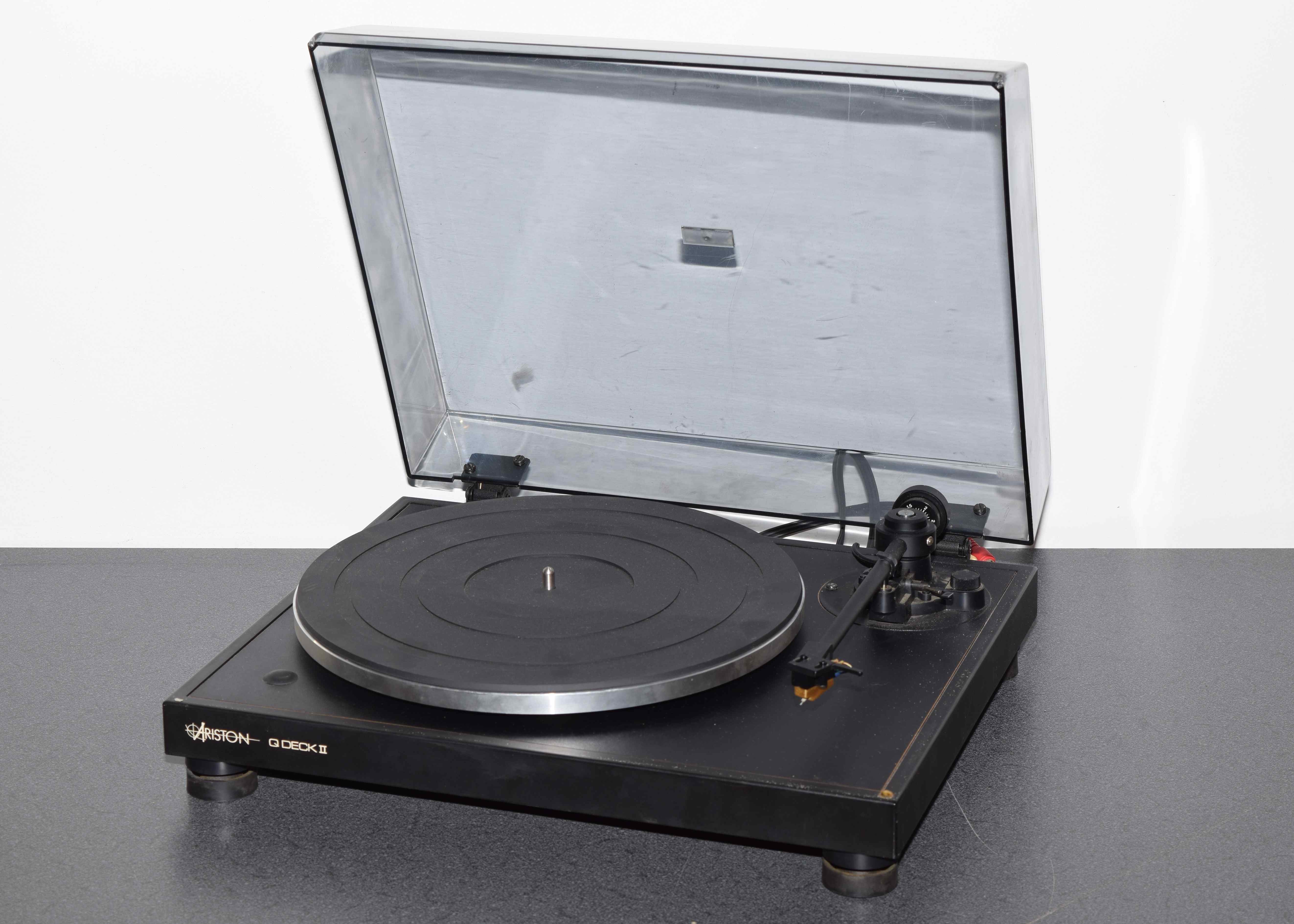 Ariston Q-Deck II Turntable