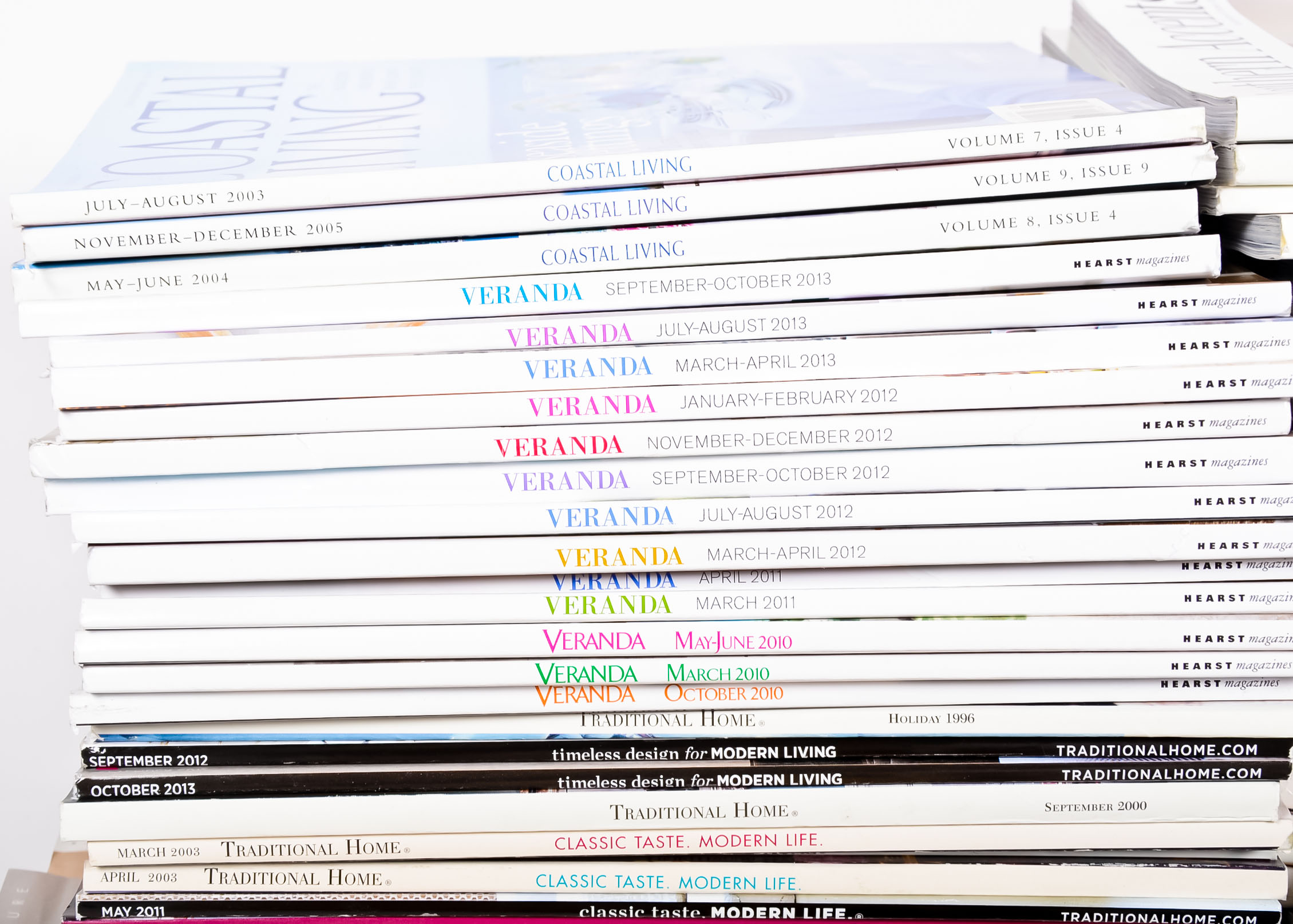 Large Assortment of Decorating Magazines