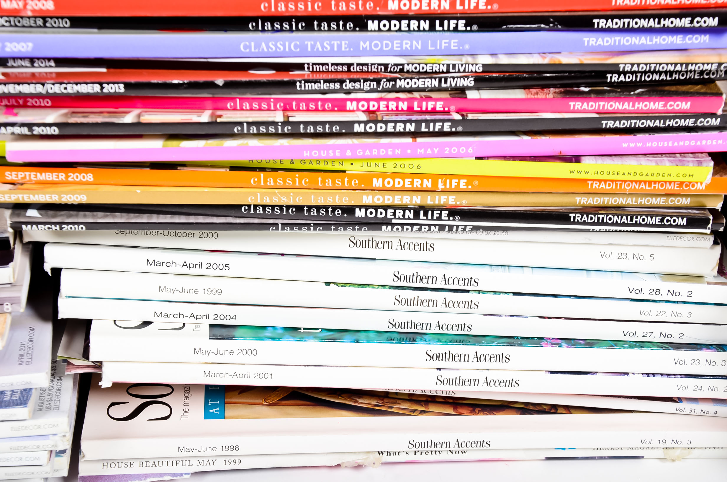 Large Assortment of Decorating Magazines