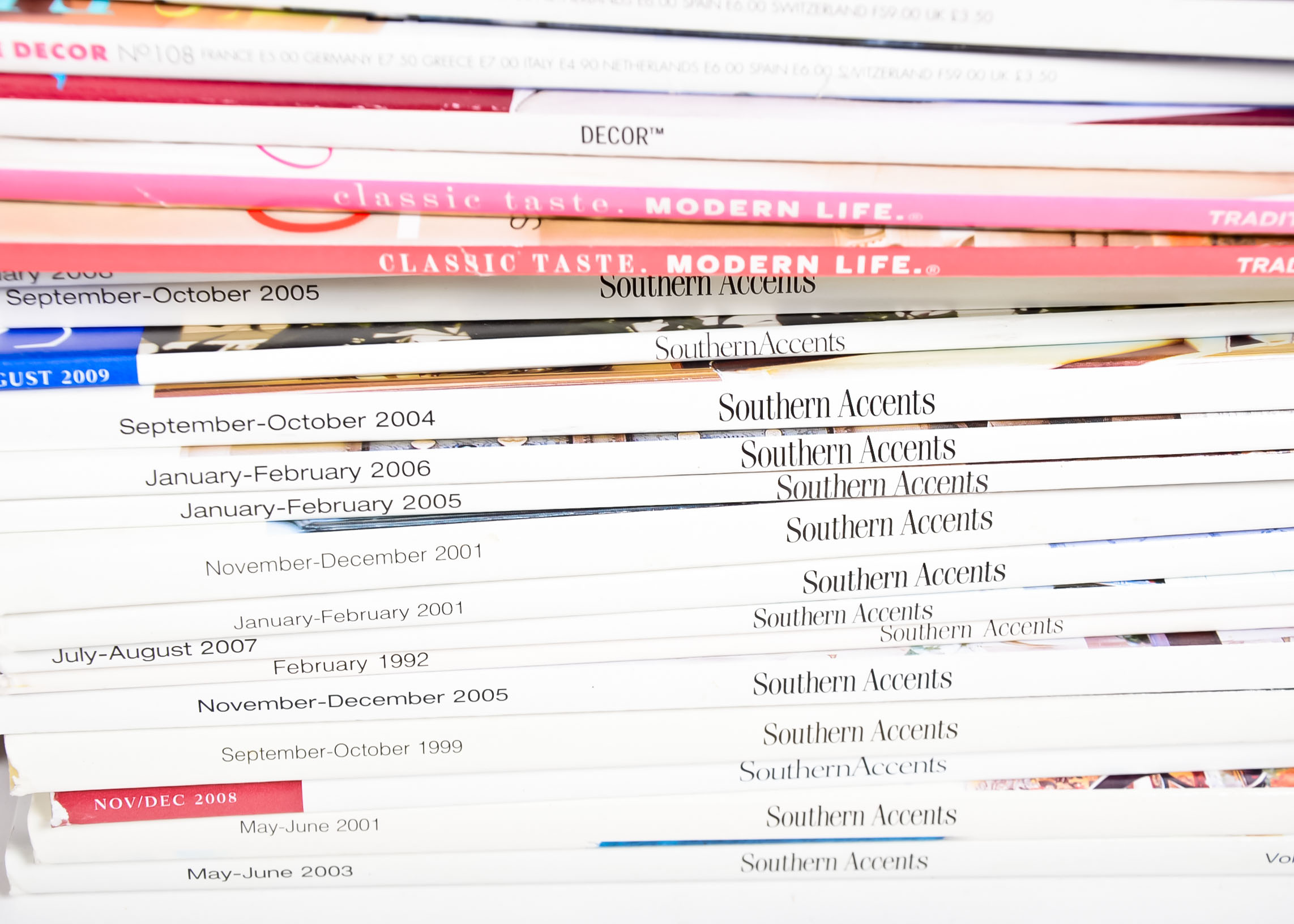 Large Assortment of Decorating Magazines