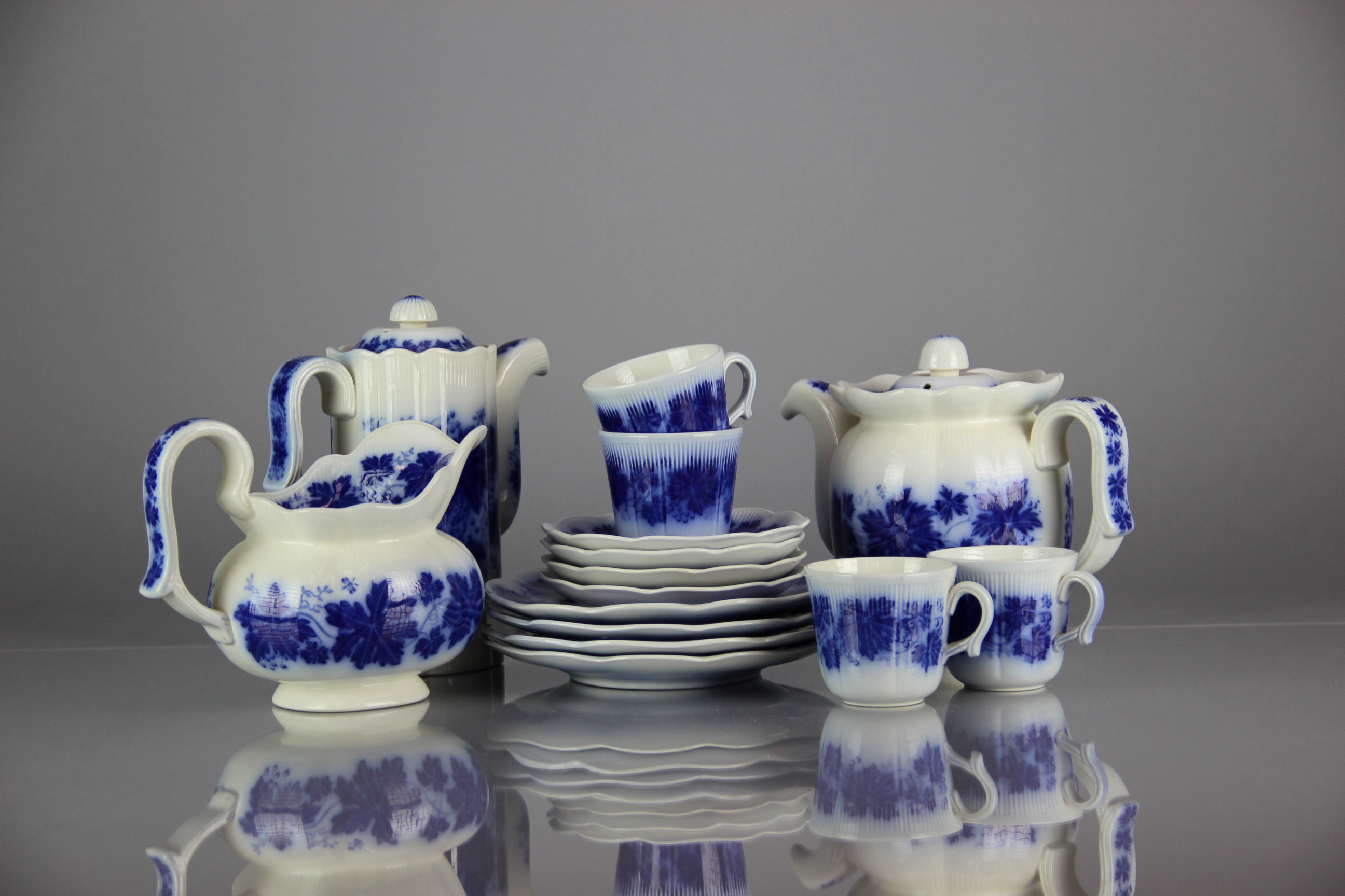 Vintage Gefle "Vinranka" Swedish Porcelain Set