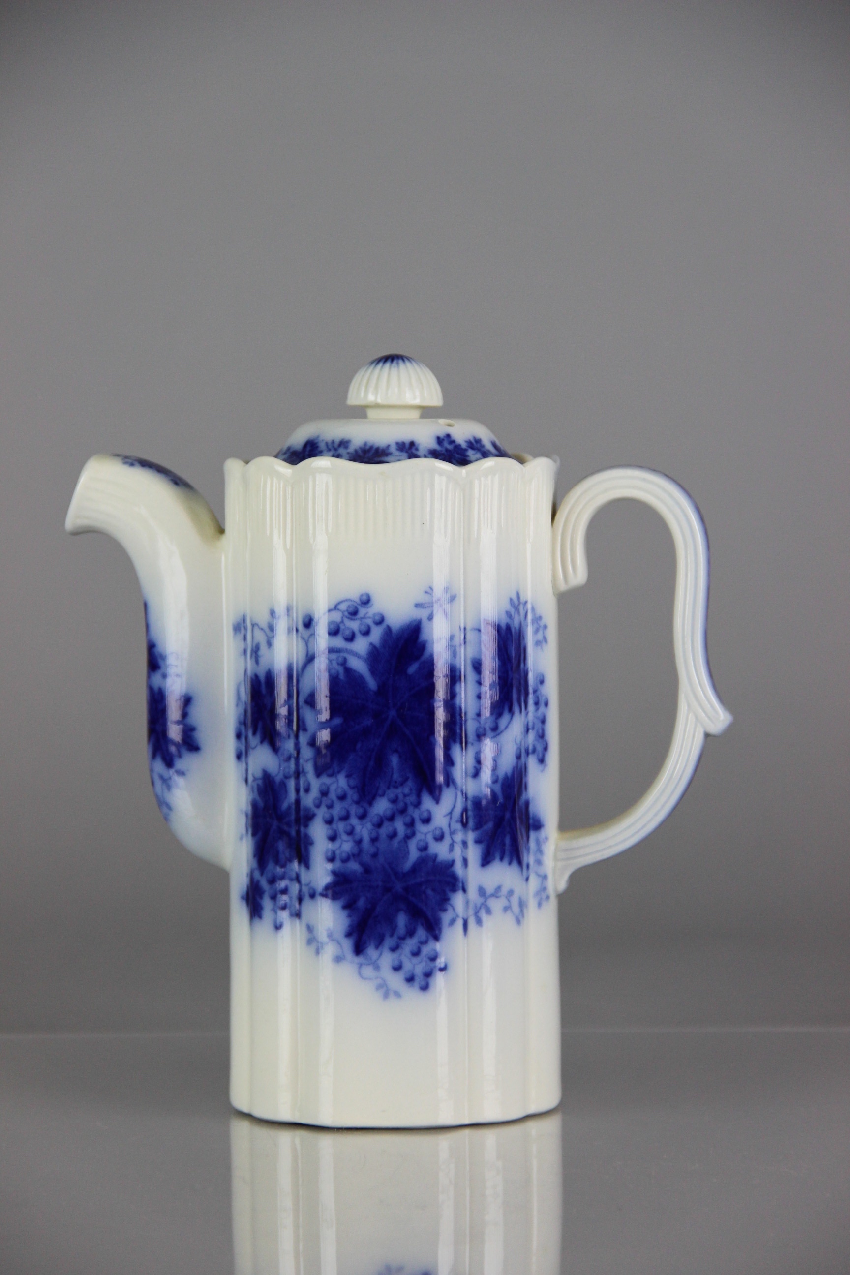 Vintage Gefle "Vinranka" Swedish Porcelain Set