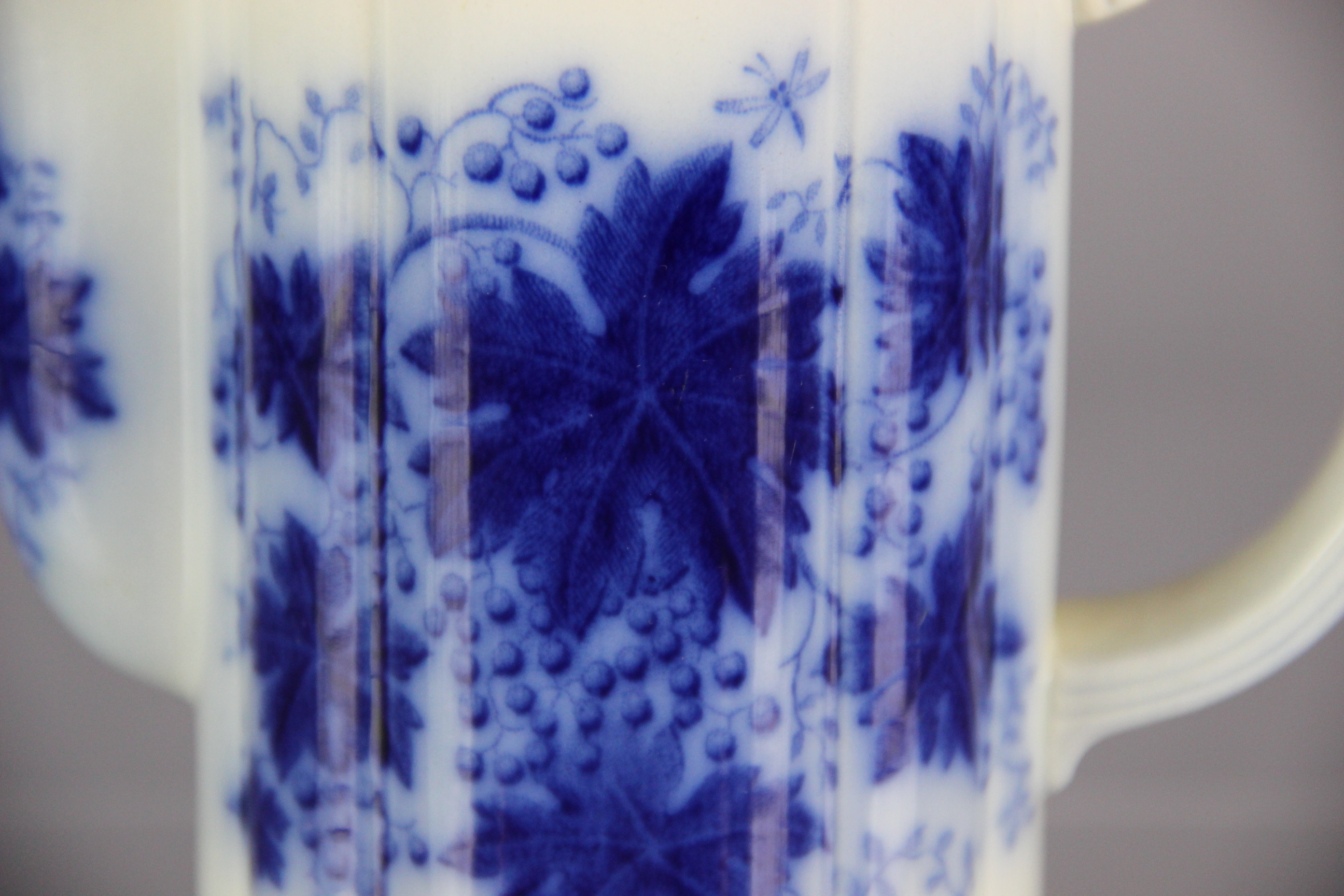 Vintage Gefle "Vinranka" Swedish Porcelain Set