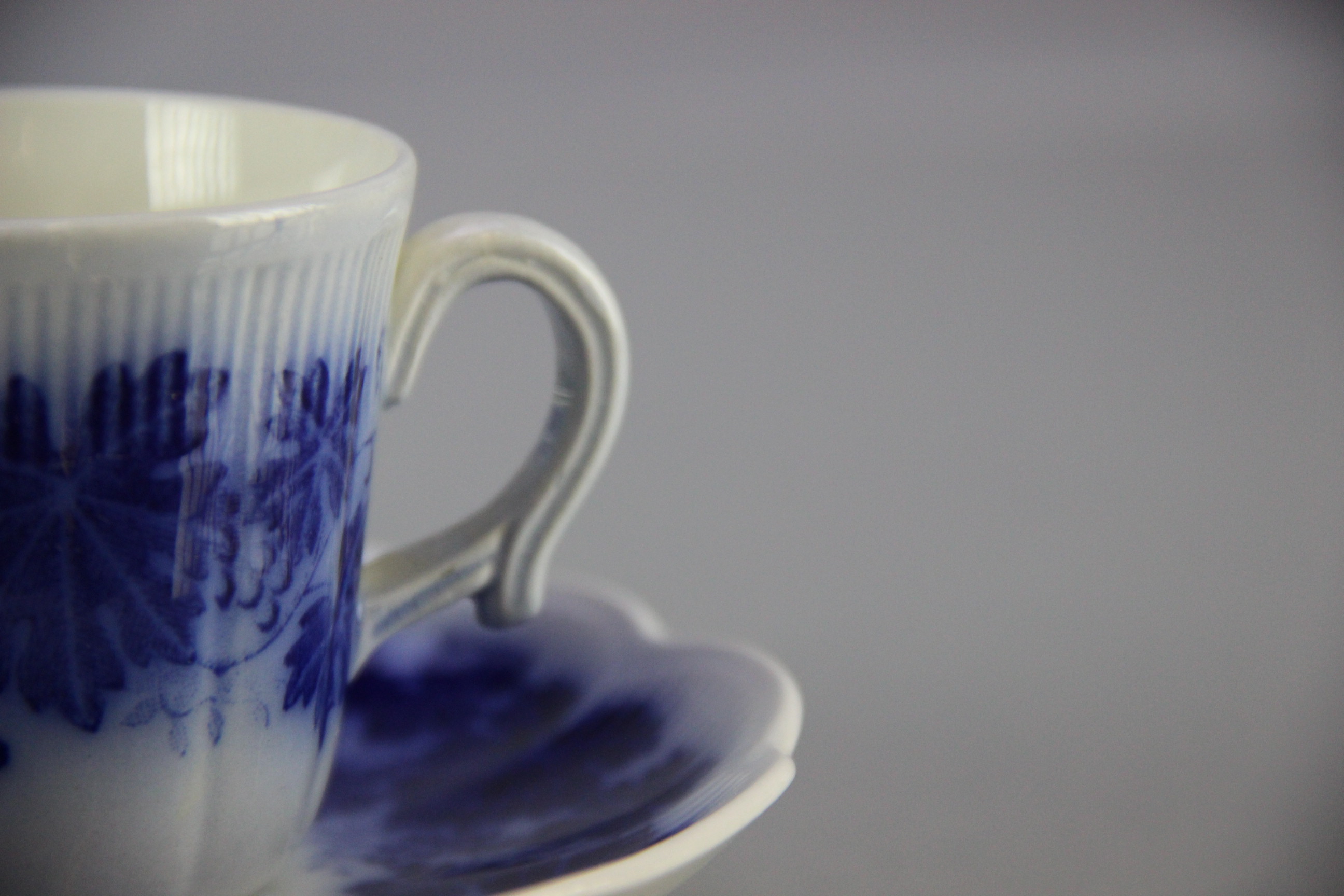 Vintage Gefle "Vinranka" Swedish Porcelain Set