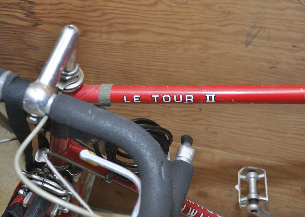 Vintage Schwinn Le Tour II Ten Speed