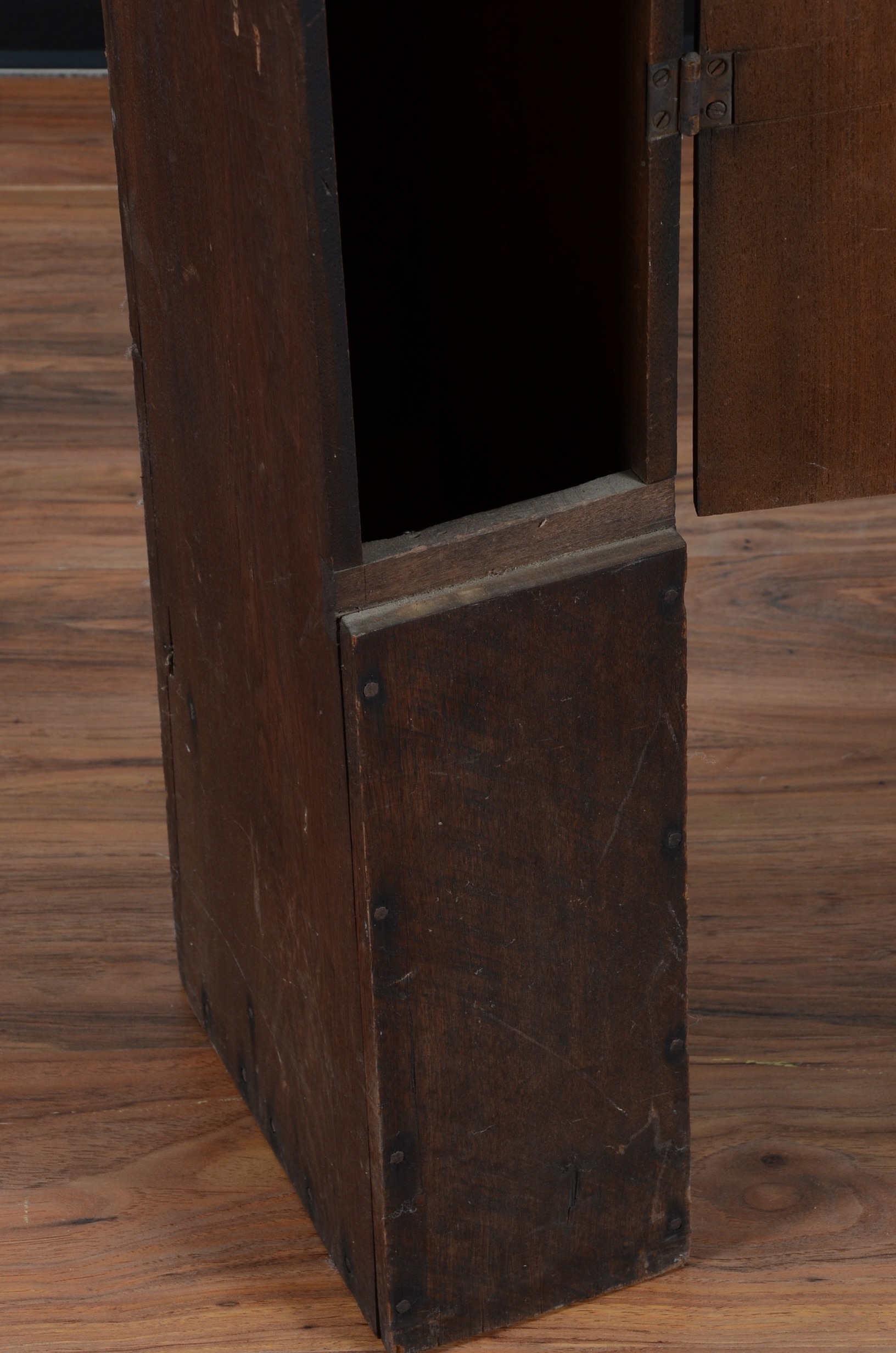 Rustic Wood Rifle Crate