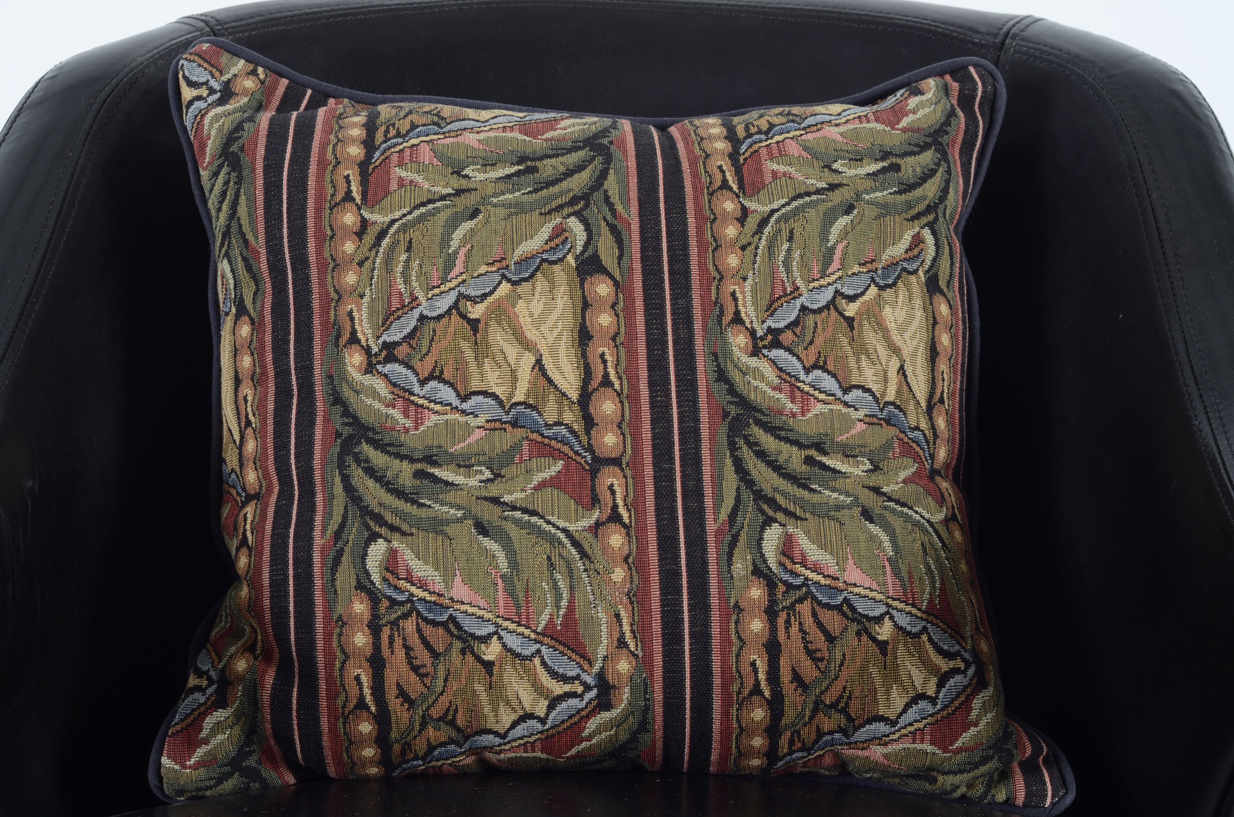 Thomasville Black Leather Chair