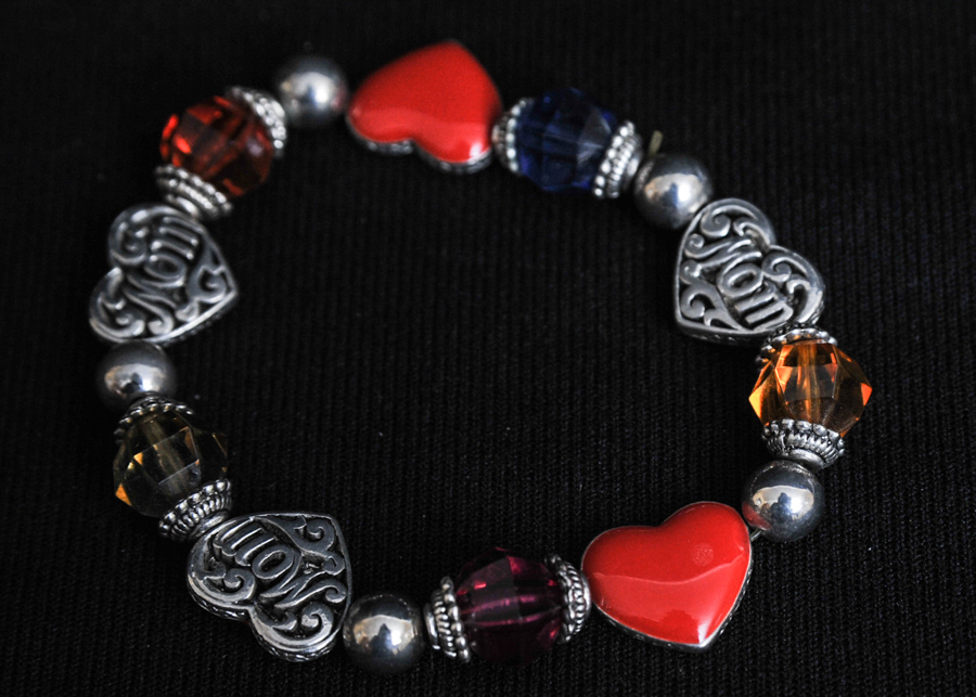 Pandora Style Heart/Mom Bracelet