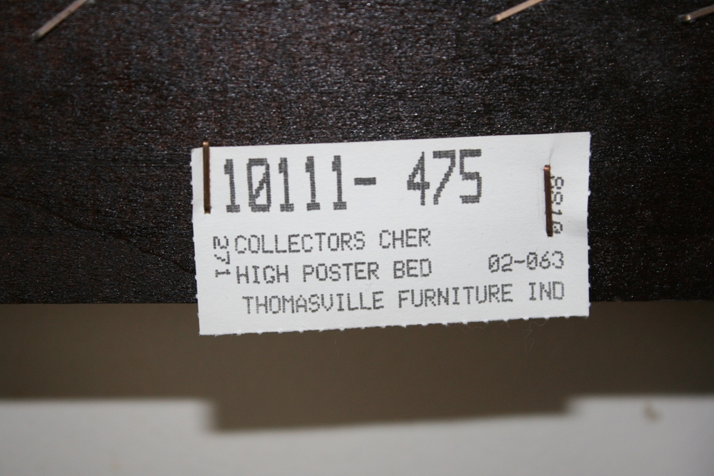 Thomasville Four Poster Cherry Bed (Oueen Size)