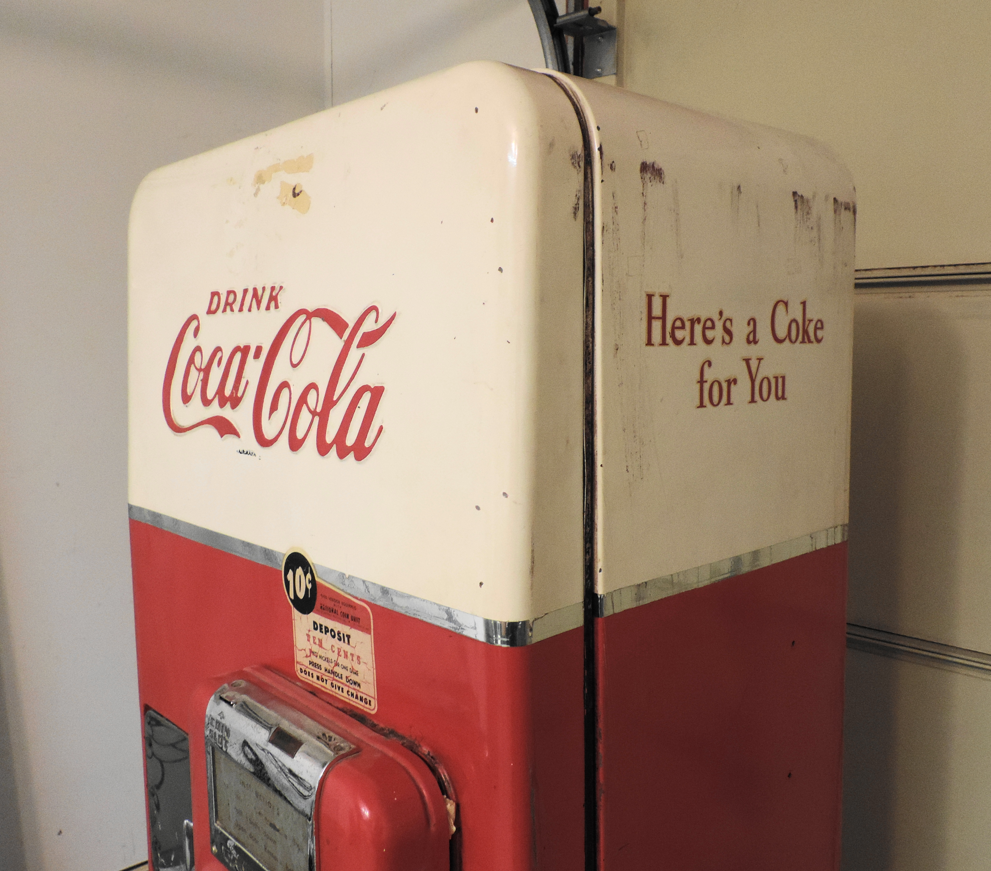 Mid-Century Coca-Cola Cavalier 51 Series Vending Machine