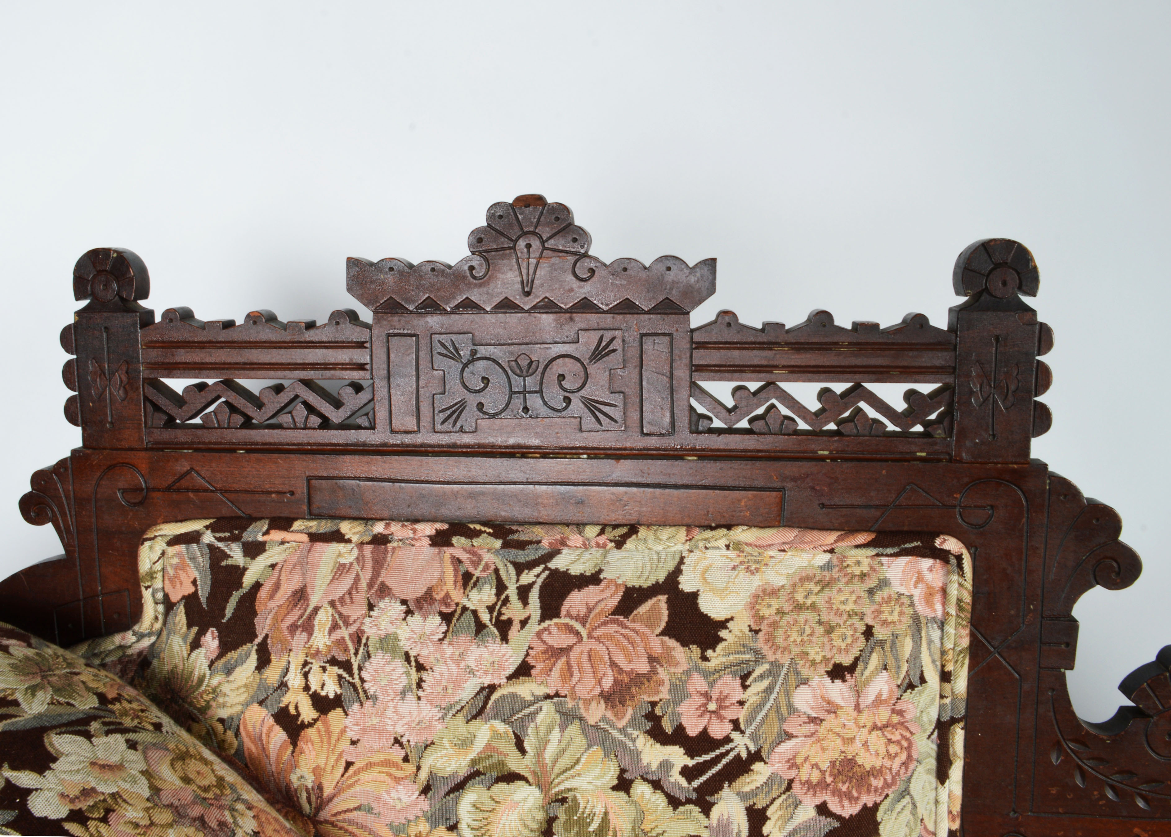 Victorian Eastlake Style Fainting Couch