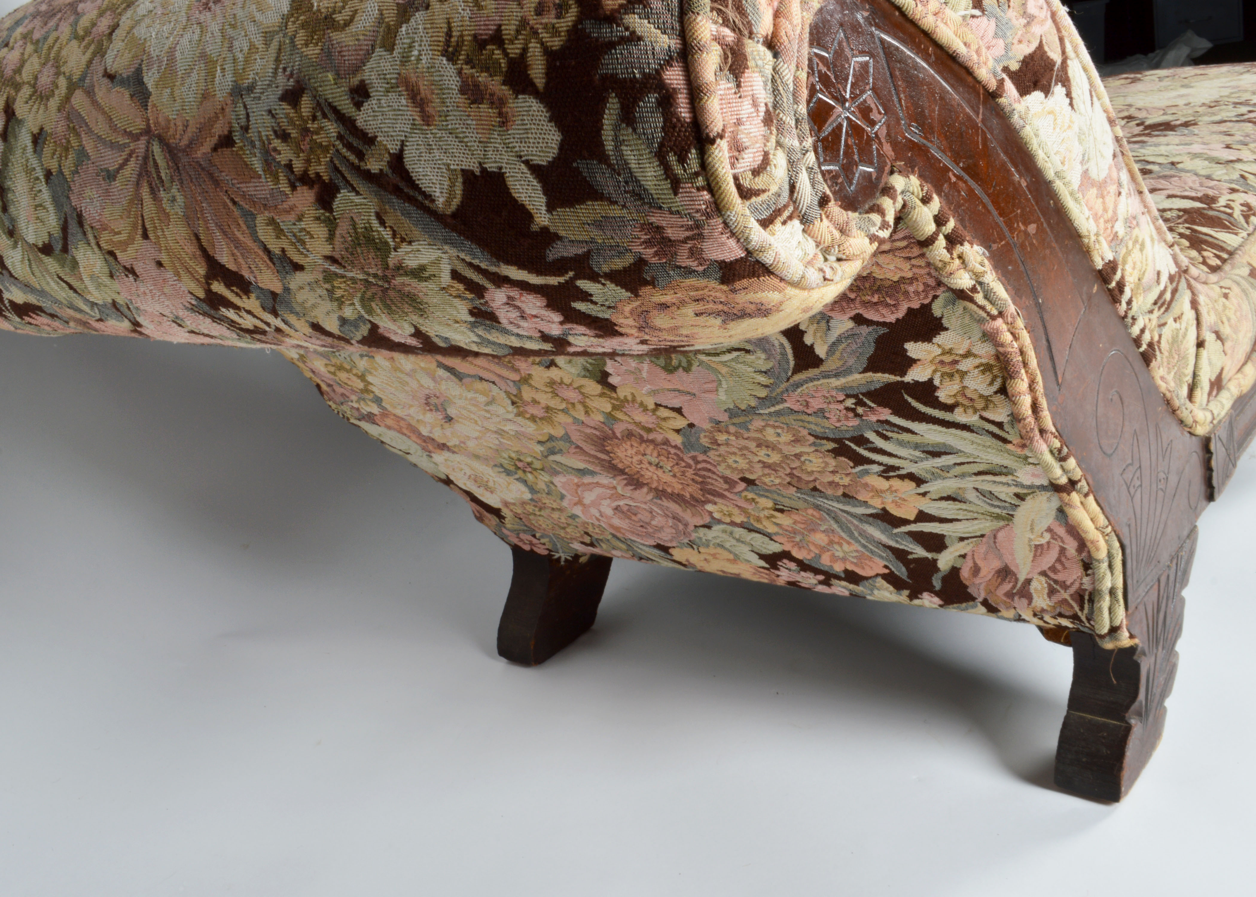 Victorian Eastlake Style Fainting Couch