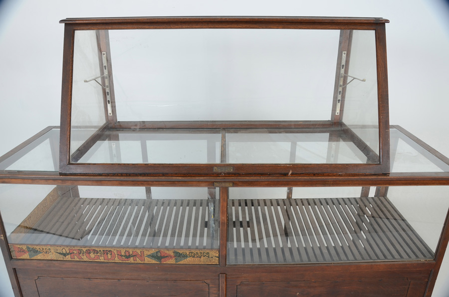 Vintage Cigar Display Counter