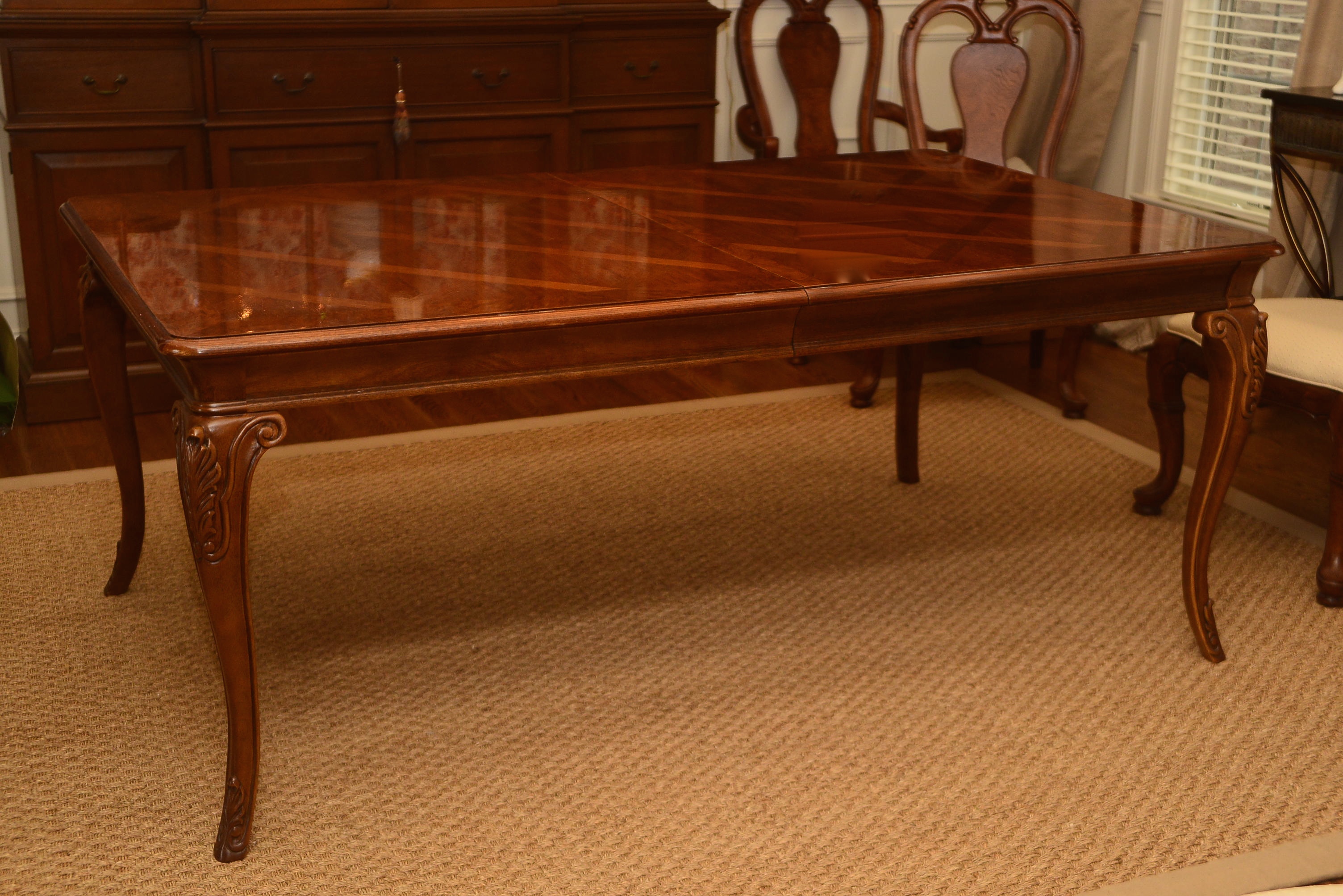 Thomasville Furniture Hills of Tuscany Bibbiano Dining Table