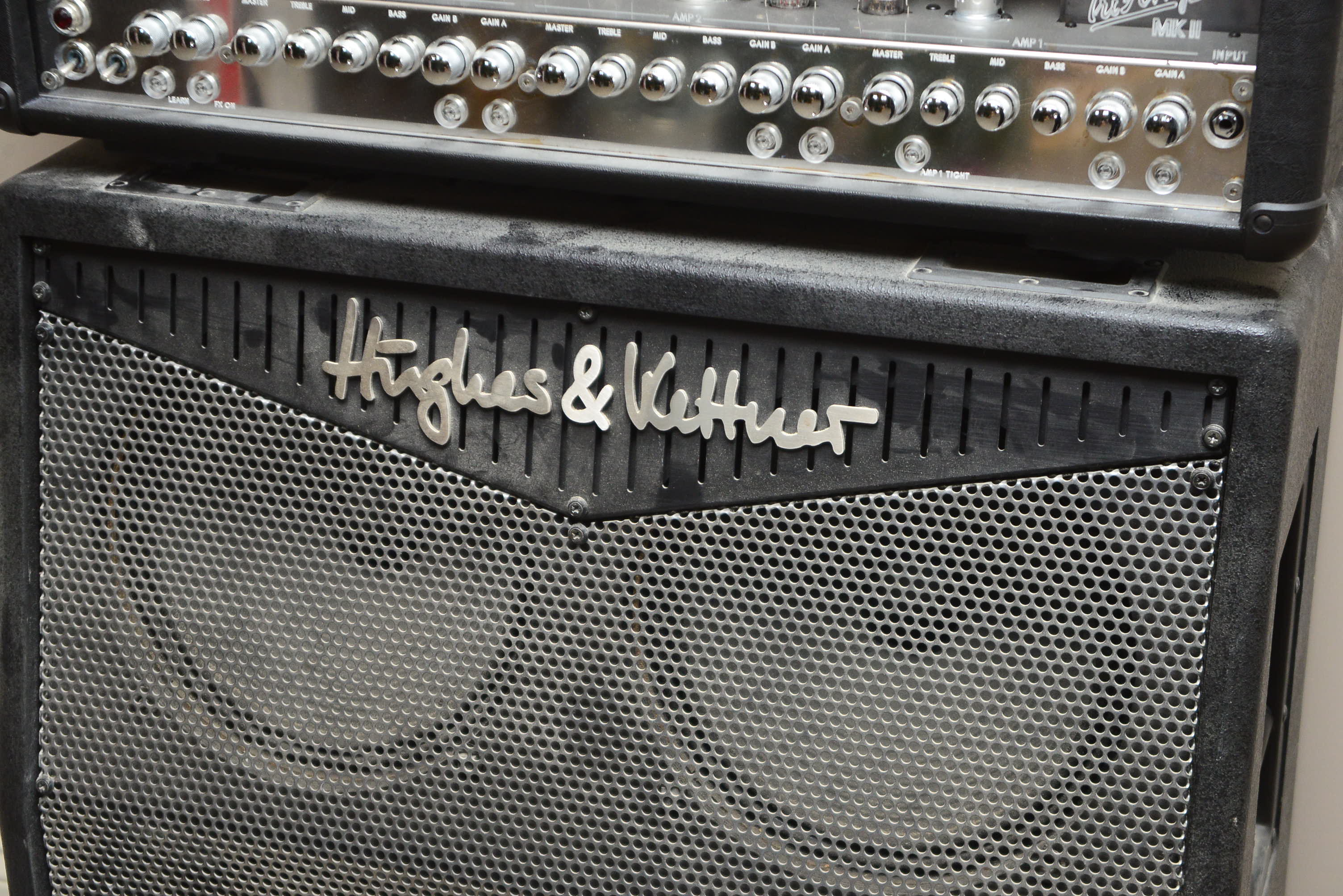 Hughes and Kettner TriAmp MK II 100w Tube Head & Four-Ten Speaker
