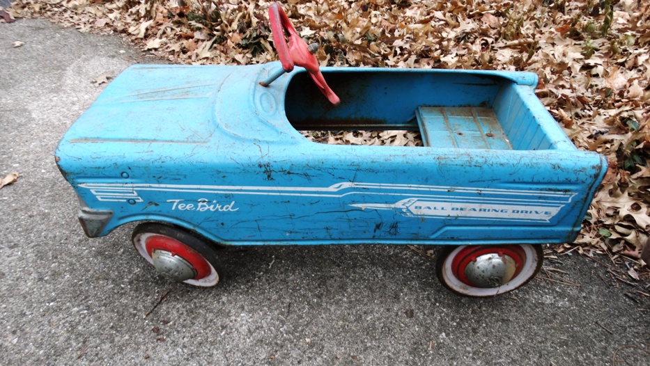 Vintage Murray Tee Bird Pedal Car