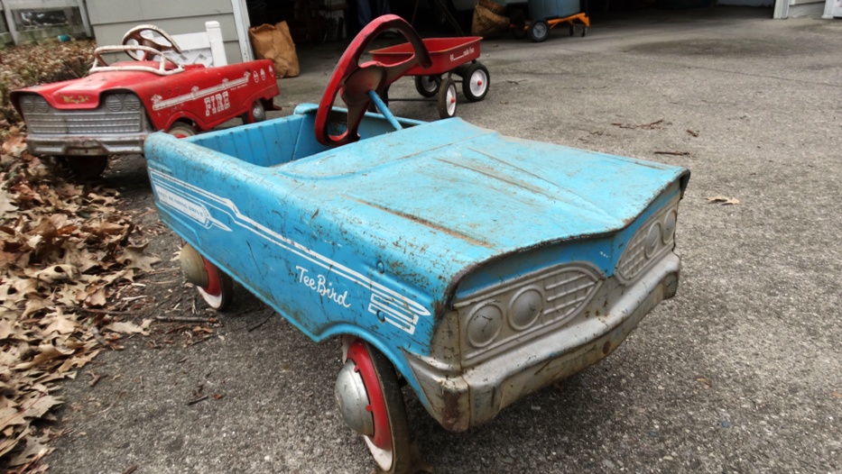 Vintage Murray Tee Bird Pedal Car