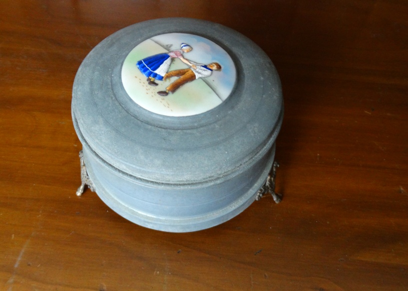 Vintage Sprague Music Box