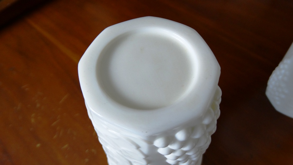 Vintage Grape Pattern Milk Glass Ice Tea Glasses