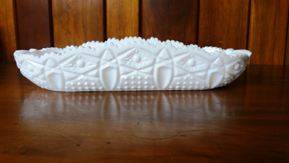 Vintage Variety Unmarked Milk Glass Pieces