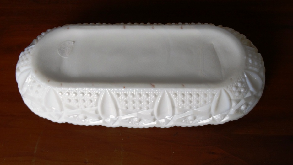 Vintage Variety Unmarked Milk Glass Pieces