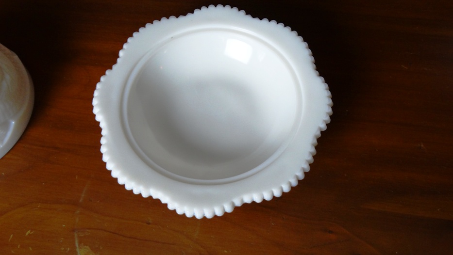 Vintage Variety Unmarked Milk Glass Pieces