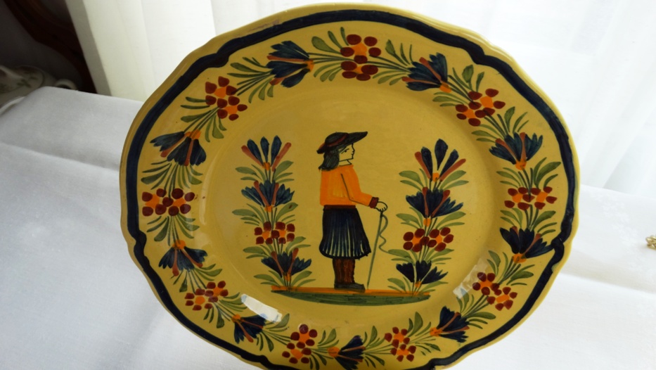 Vintage Henriot Quimper Yellow Soleil Breton Peasant Earthenware