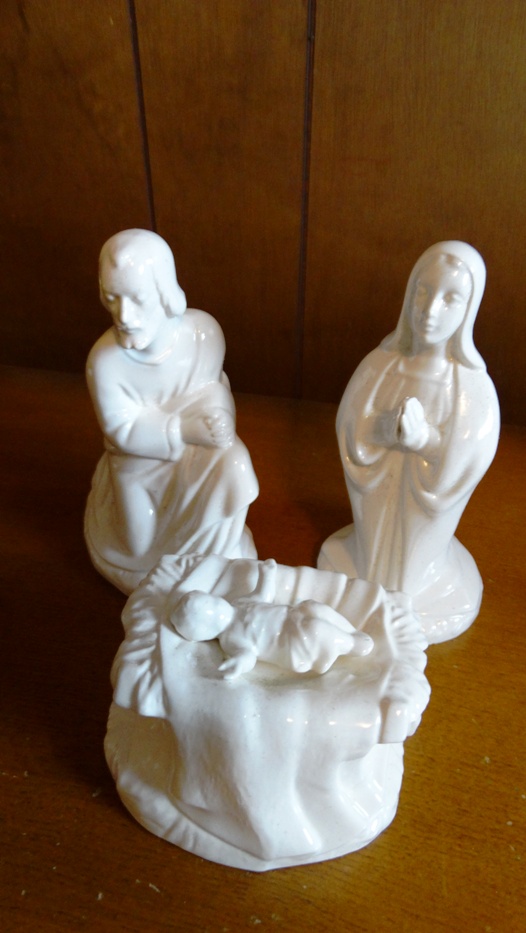 Vintage Holland Mold White Ceramic Nativity Scene