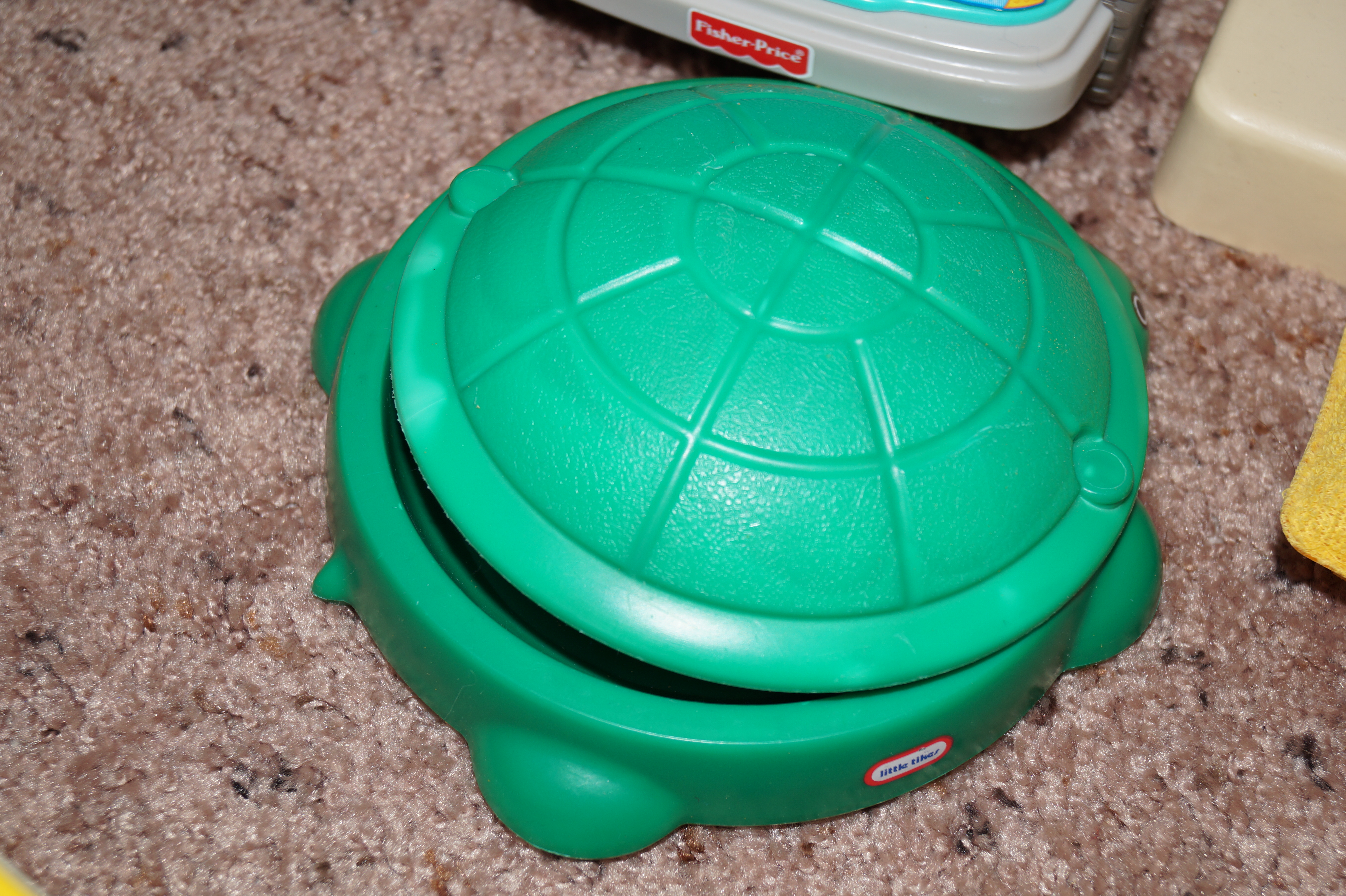 Little Tikes Large  Blue Roof Dollhouse, Minivan and Accessories