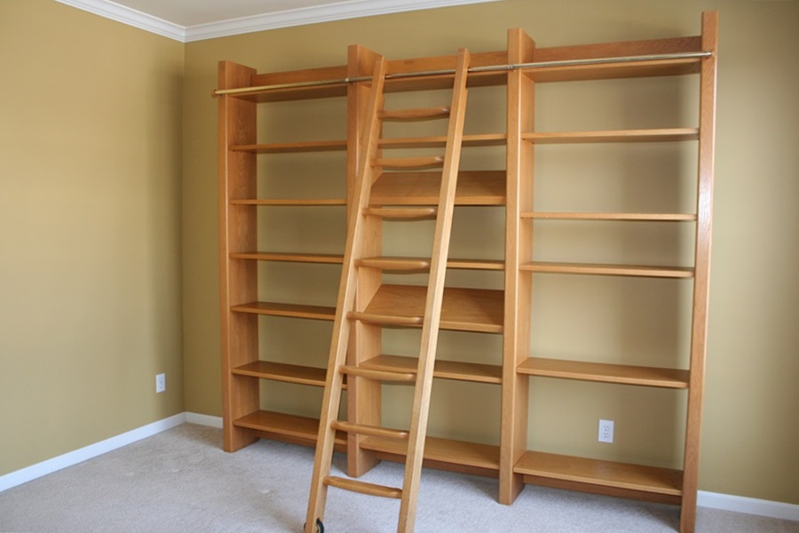 Laerkereden Wall Bookshelf with Rolling Library Ladder