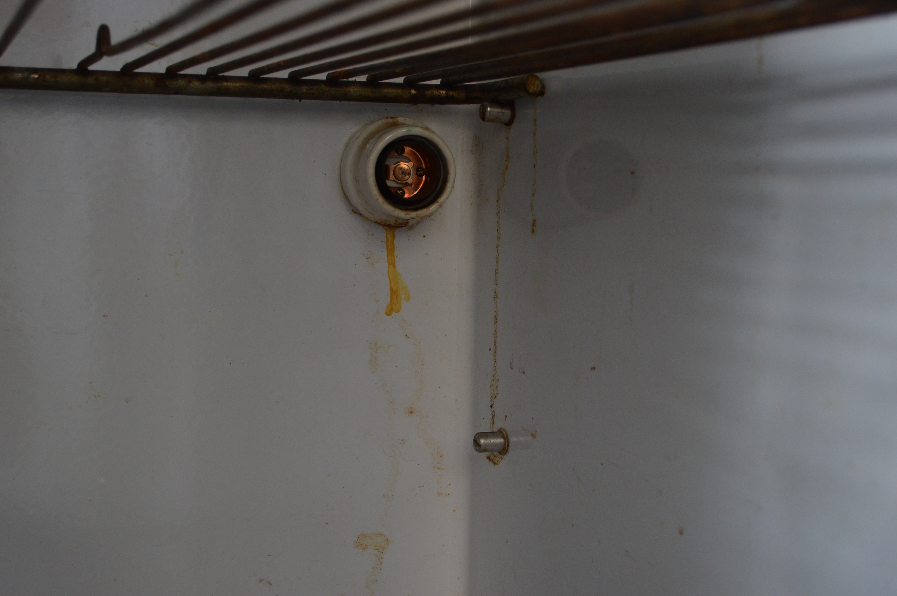 GE Monitor Top Refrigerator