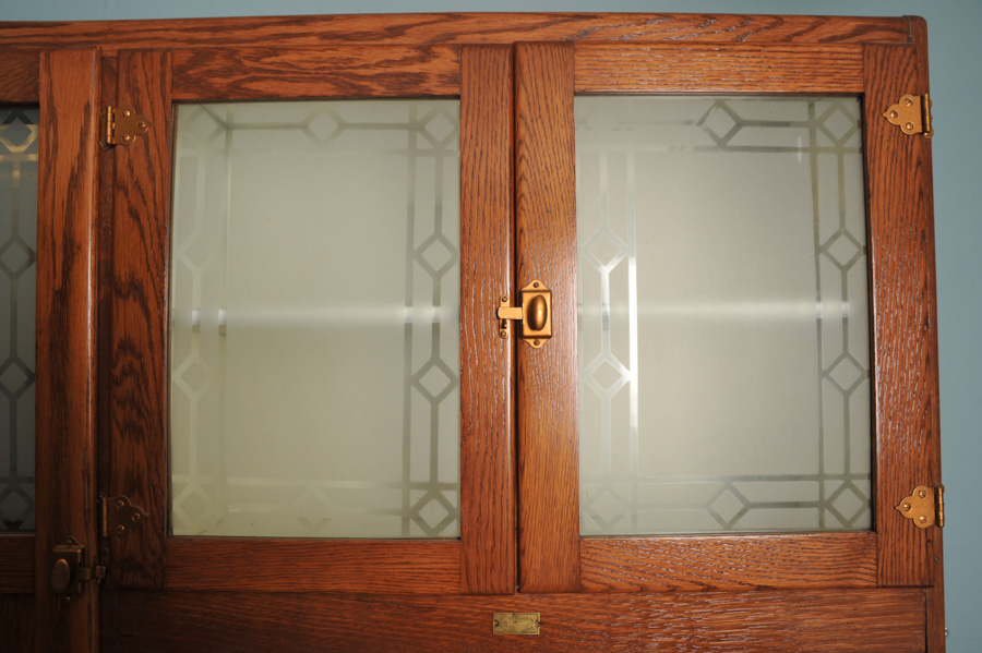 Sellers Kitchen Cabinet in Golden Oak Finish